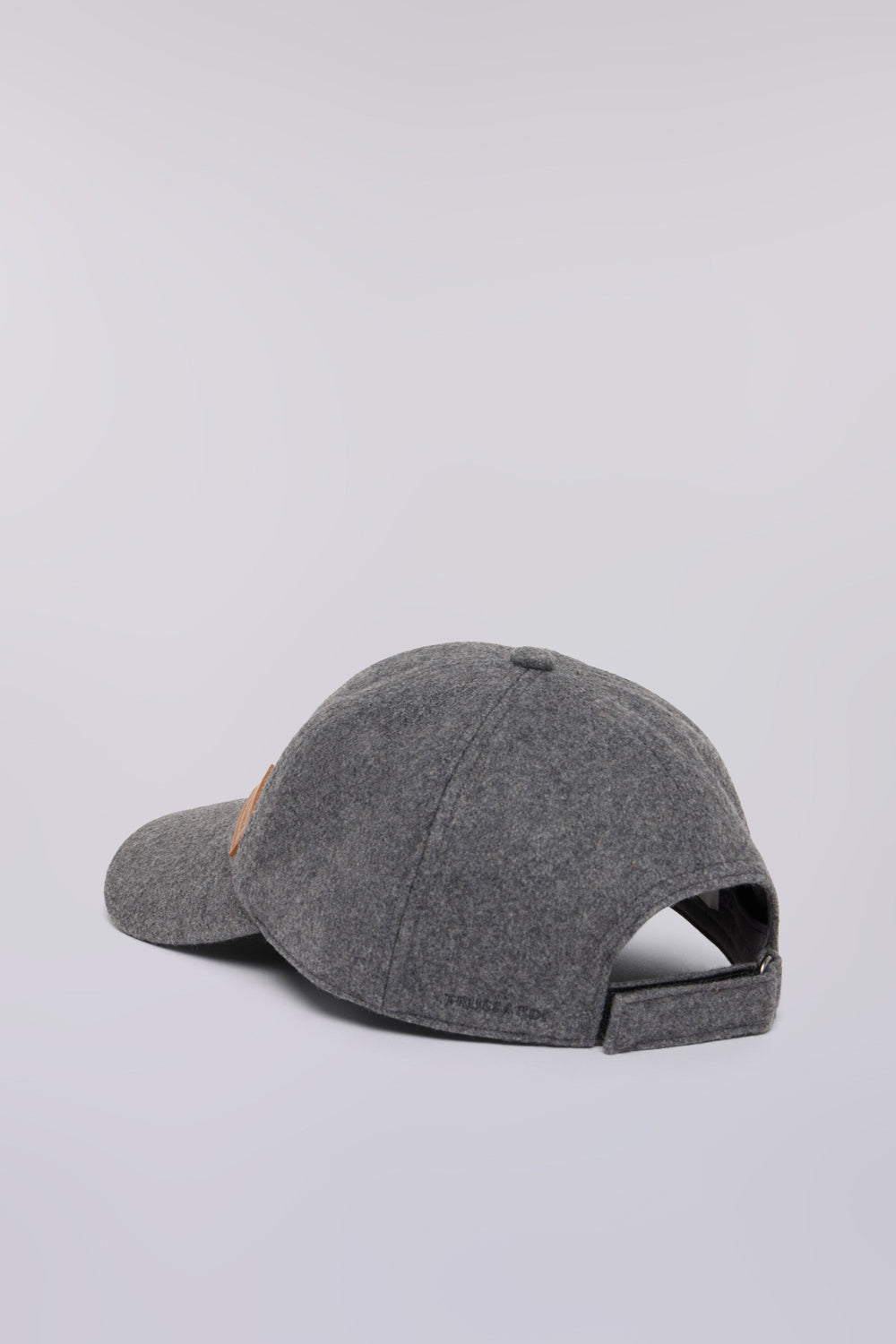 Cappellino da baseball in flanella 2|e468bc507514c28c1a6348183debb0d4439344becc79c14fe9c5b82902746d41