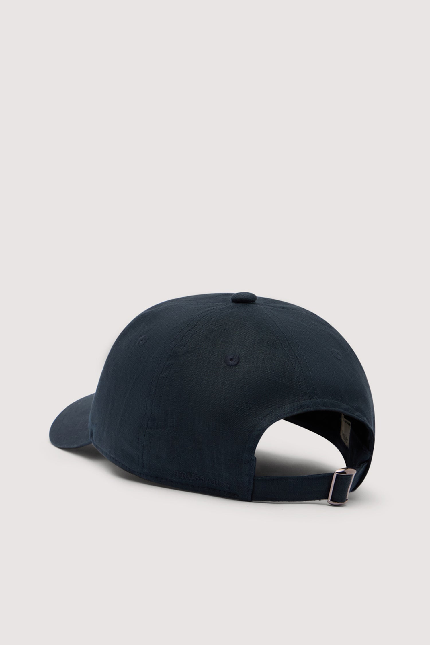 Linen baseball cap with embroidery
