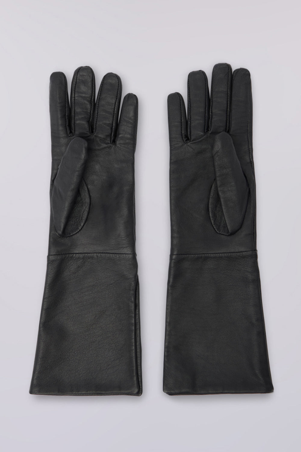 Guanti lunghi in nappa con apertura laterale 2|f5cae0727c8d15739705511f099ad68d8ac32a2160afee4ff040b81084ef52d9