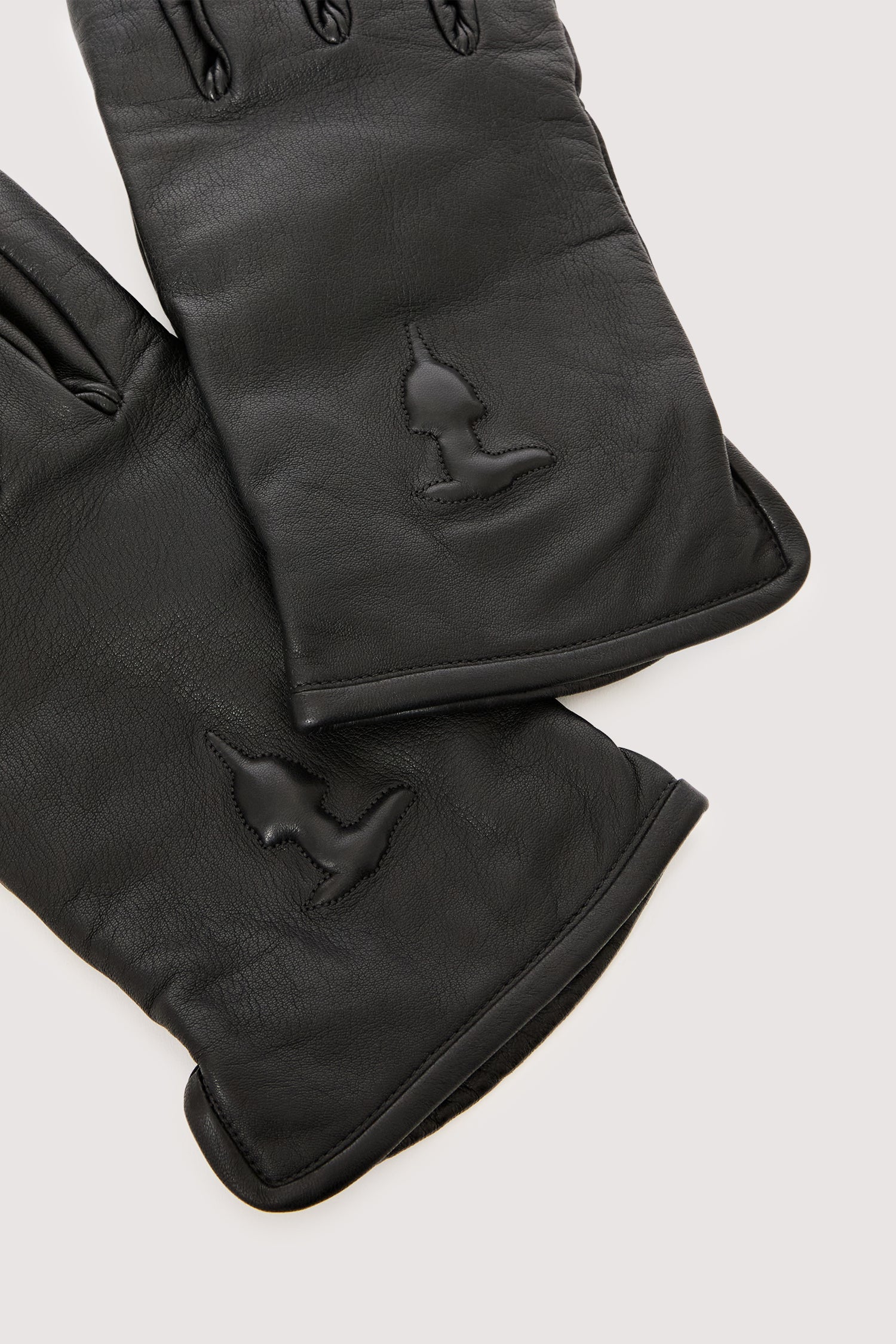 Guanti in nappa con levriero in rilievo 6|5a7fa1425102ccd9cc0da1c1213596ced103e7da5e5e2b8bf05259e340f19b27