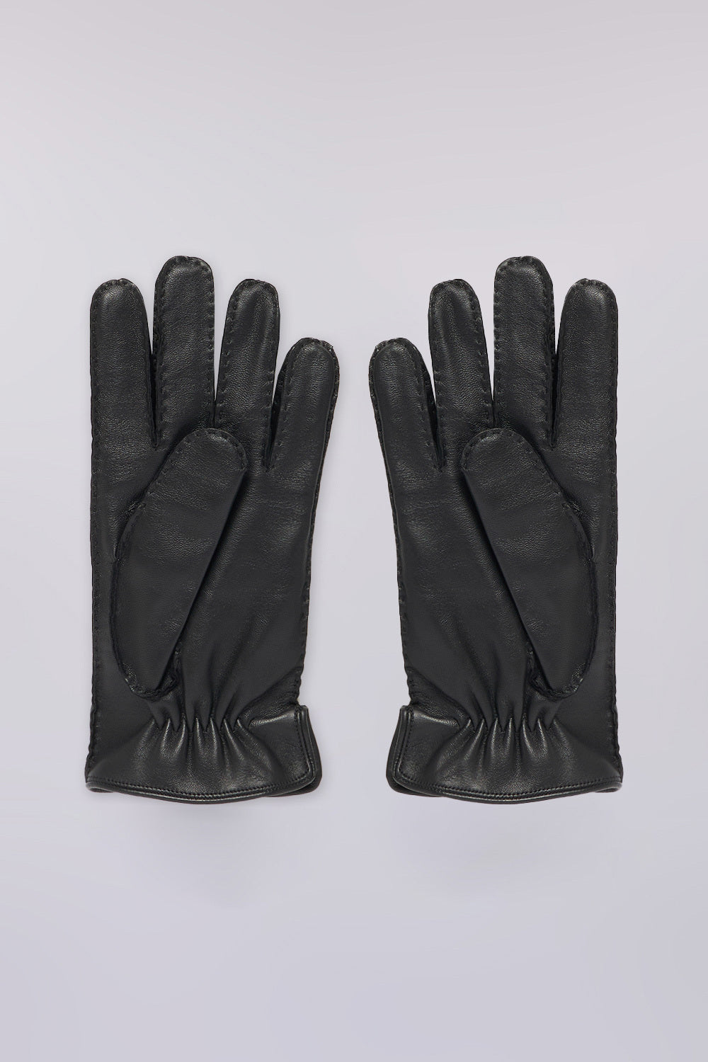 Guanti in pelle martellata con nervature 2|d286b2bf7787df26448bcd1ace4496369cbf987523448886c5952598ac4ca29e