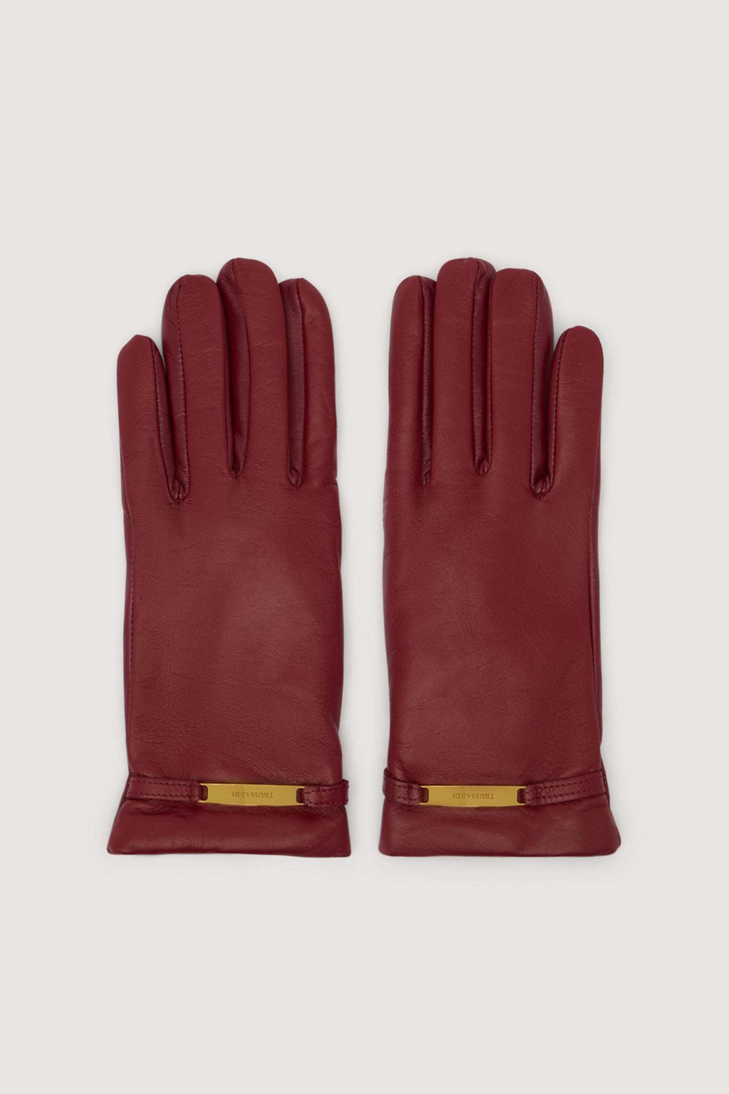 Guanti in nappa con applicazione metallica 1|604b85836f01dee73a73cd4023685211129e3b0e7f4914bbbab20a81303f7e07