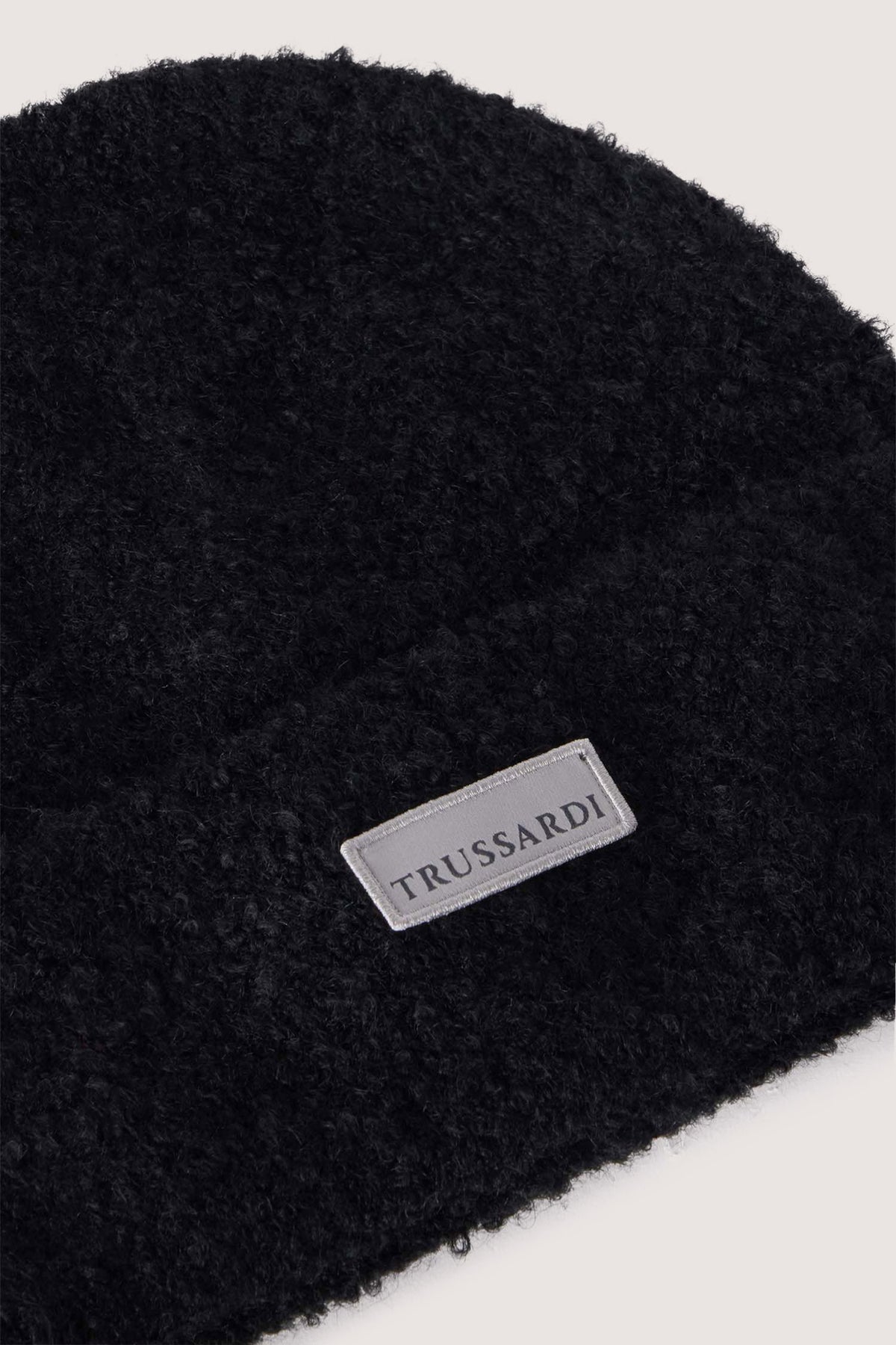 Berretto in maglia bouclé con patch logo 1|2cec6541a01a705ff8081ddec2f6fa2db4e51ff3eeadf61d623b9f6e81da8ff6