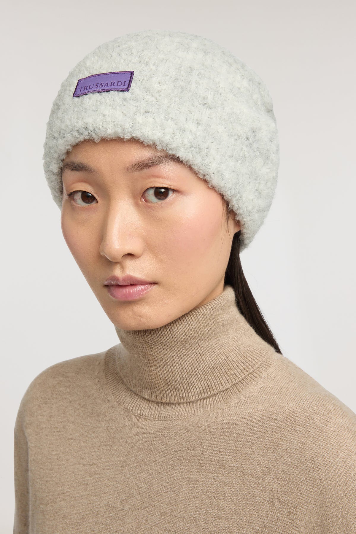 Berretto in maglia bouclé con patch logo 3|7b084ae1fbe4ec522e113c8fc73adaa10d104e3ddf4b267ab90d56db32bd0177