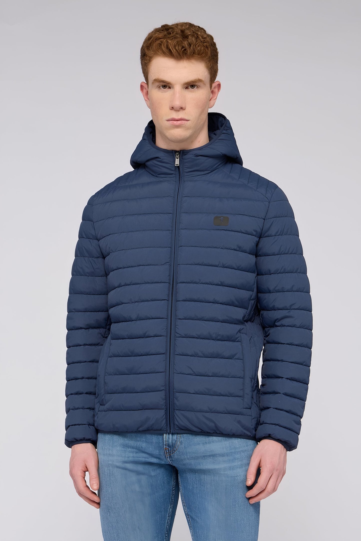 Giacca imbottita in nylon con cappuccio 1|648f62c0be68fa87d7b85b7f6ba8aa92e3777be30ec673a5f79e2a1dcc97544f