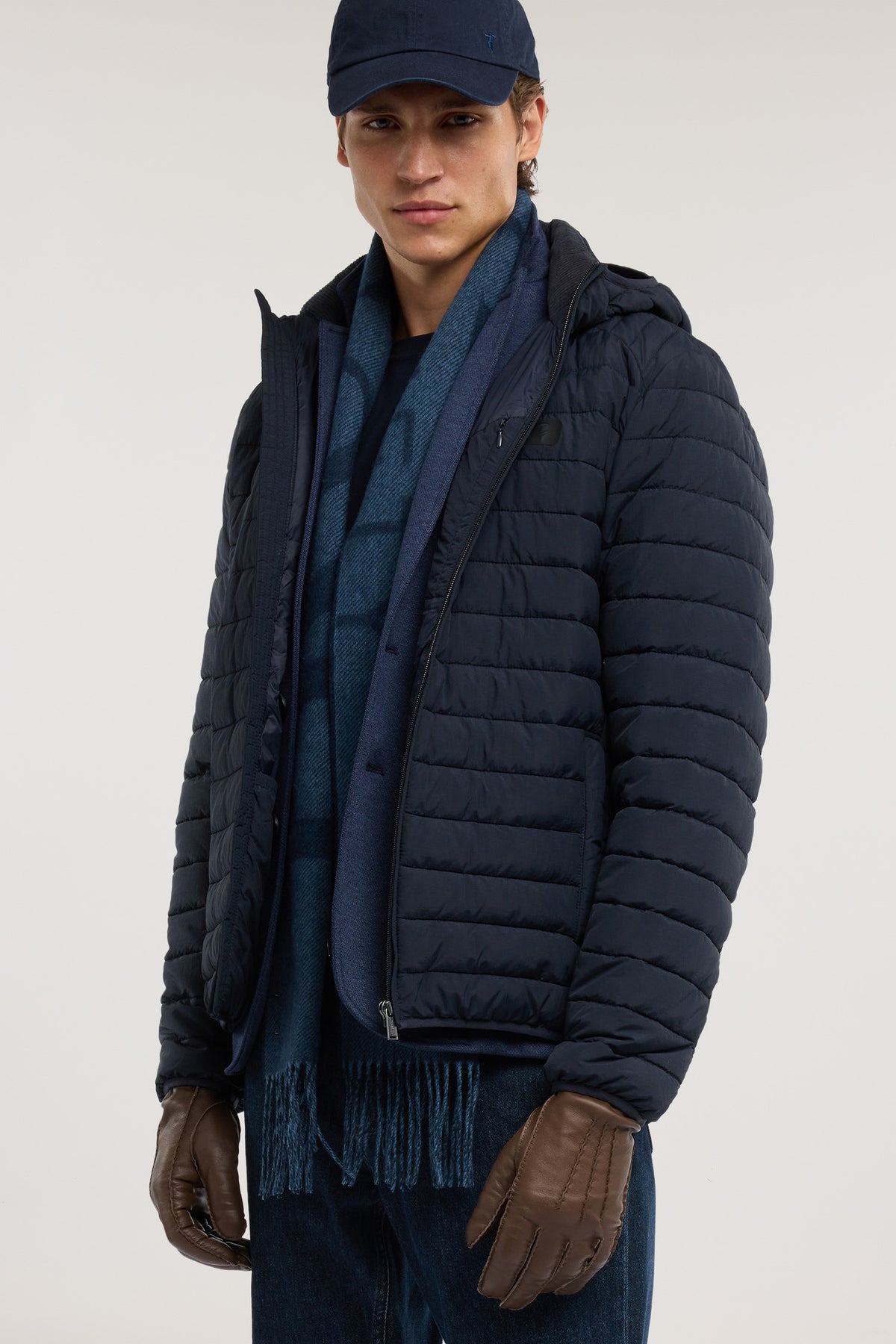 Giacca imbottita con cappuccio in nylon crinkle  4|5eec900f316b242a362d663b5e37774bcf0fab0a2c6c129c2d244ab3600ff6f0