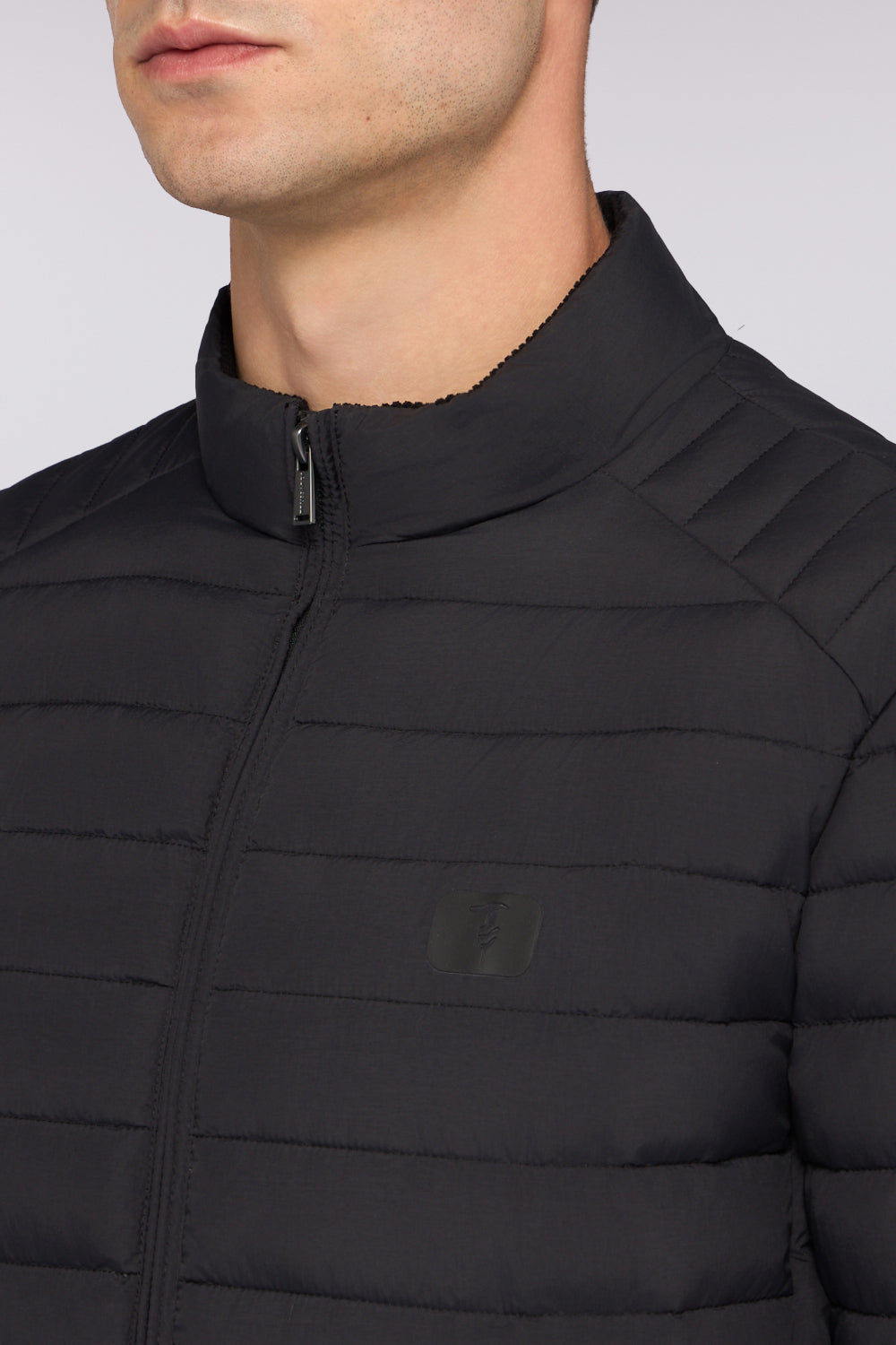 Giacca imbottita in nylon crinkle 3|09100f46e63630e46c2cad141bca182e691296eb9936d4be637b94232022dfc0