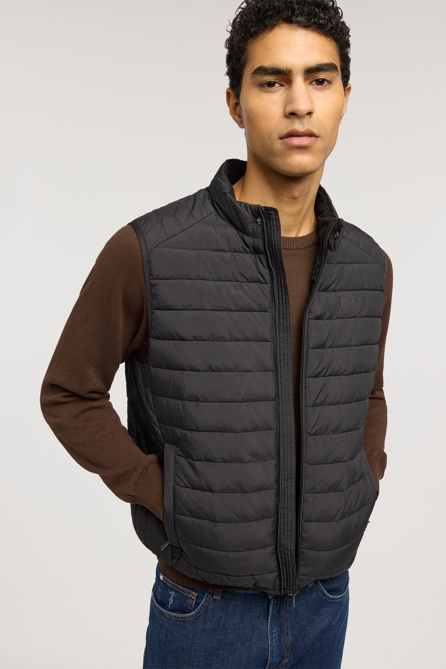 Gilet in nylon crinkle 1|a6f36209ff8a6c8b3a5e2145dd2aa7486366e7cca2a82f1f41f3f76476d5e9c7