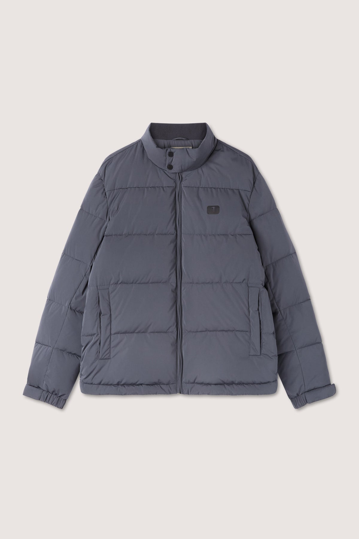 Giacca imbottita in nylon opaco 5|4368c6f0c6a8661129cf3bc0f032c705da6ee0b48ac1919a76dad073284b5ea5