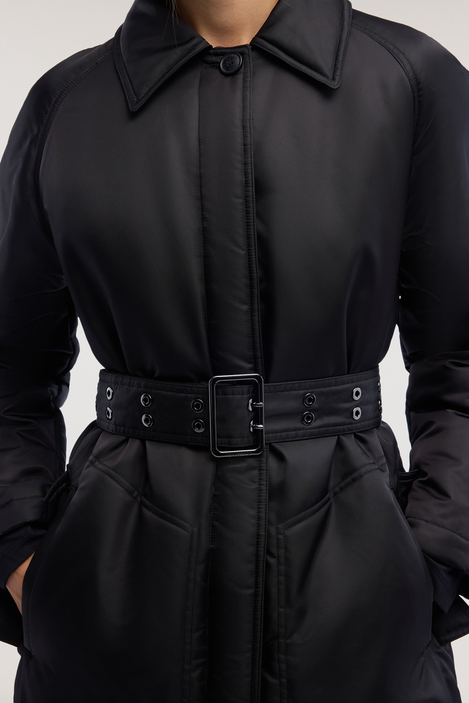 Trench imbottito con cintura doppio ardiglione 3|8192791dbb2a8d8f7417e5523094c9d371b723bdb955efeab49ad0ddf66a653f