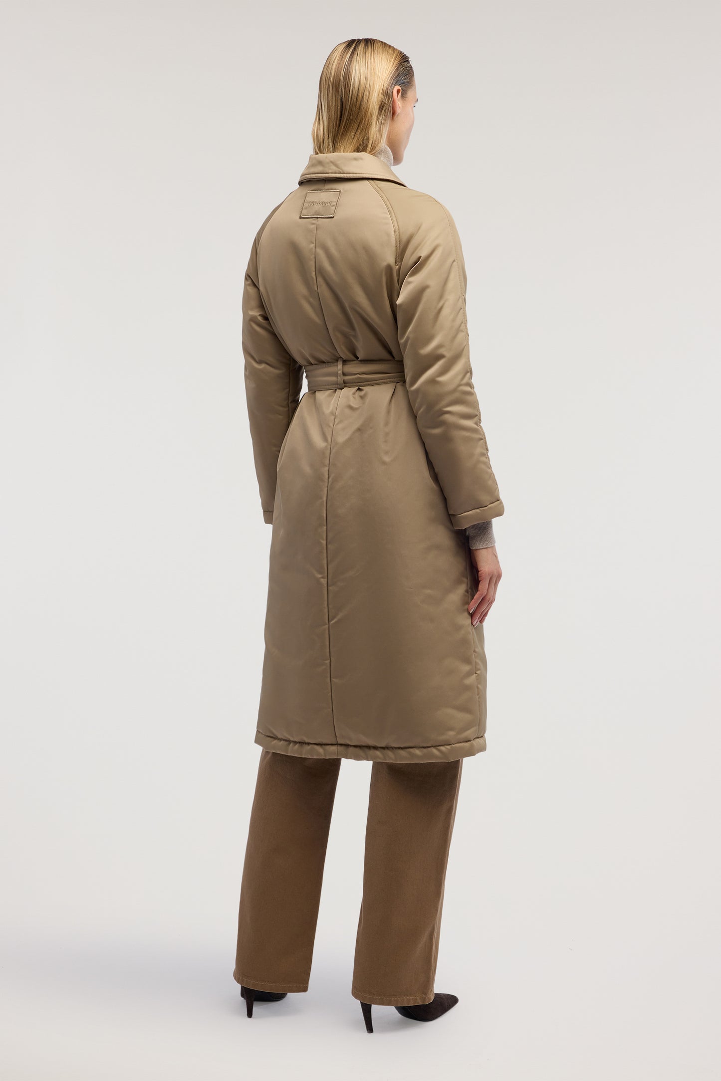 Trench imbottito con cintura doppio ardiglione 3|746fdf02dc3753b31a3931f5b1d573565937656b0a8cd808dccb22cc463d8bc9