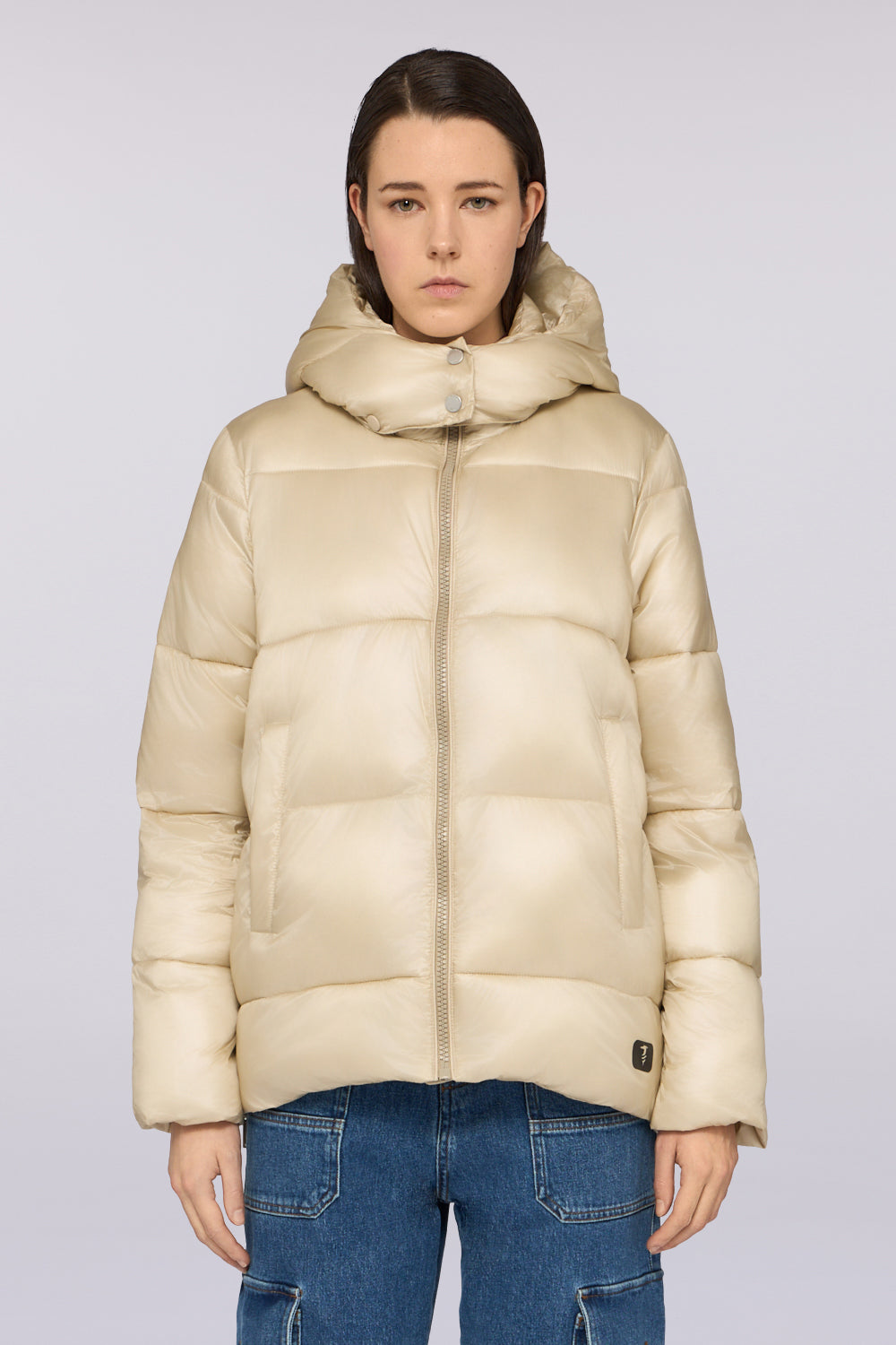 Giacca imbottita in nylon lucido 2|5b533de64183a6fa08ba98c24931d698d7c6887d4fc0f39ecefe2fbc1d6a13c7