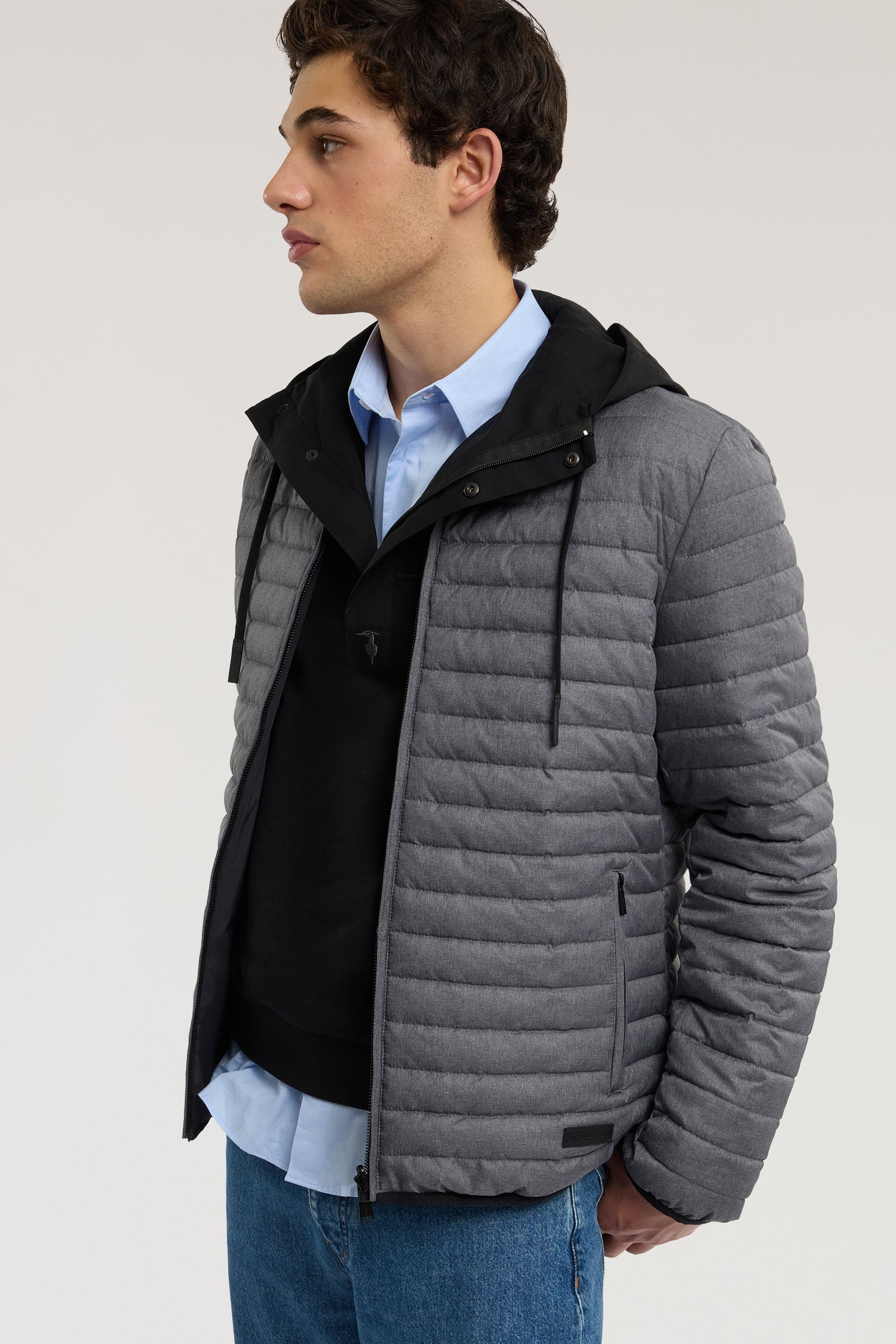 Giacca imbottita reversibile in nylon stretch 1|e00b03ccb016ae5bd3c107aa8173145cb1d9092cf7e5181176a0f739c215e958
