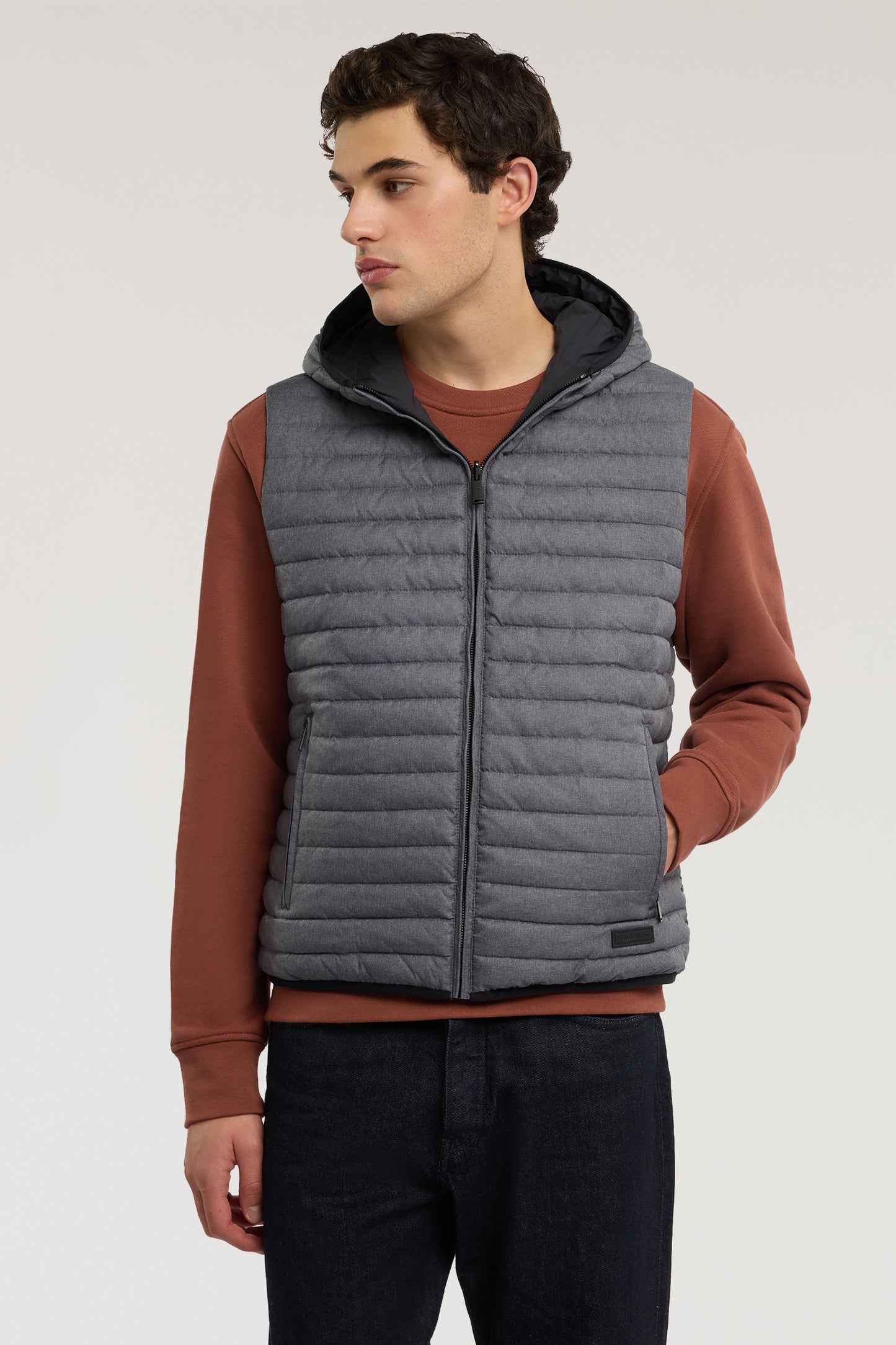 Gilet imbottito reversibile con cappuccio 2|bf0100564febb400965bfaf348e03862d7a1a45b4f874940a497ee5b0d519dfd