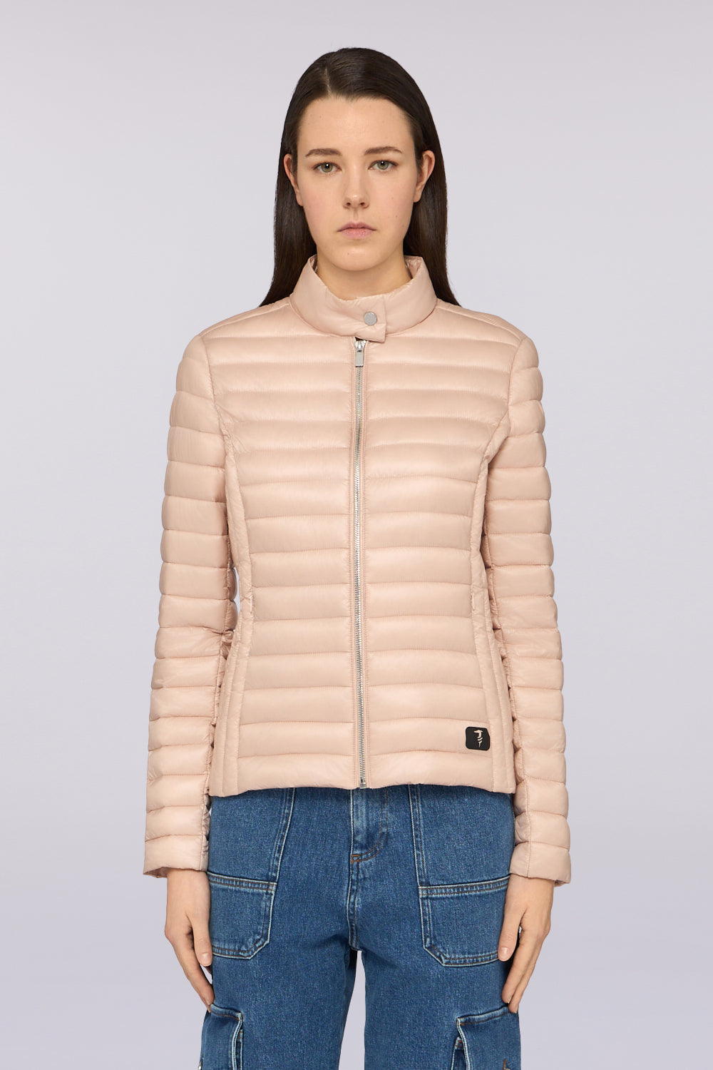 Giacca imbottita in nylon lucido 1|d1ad4e50f82bfaee522c490e207c50dcd820bd0d2bbaf6c4323c1482aa2056fb