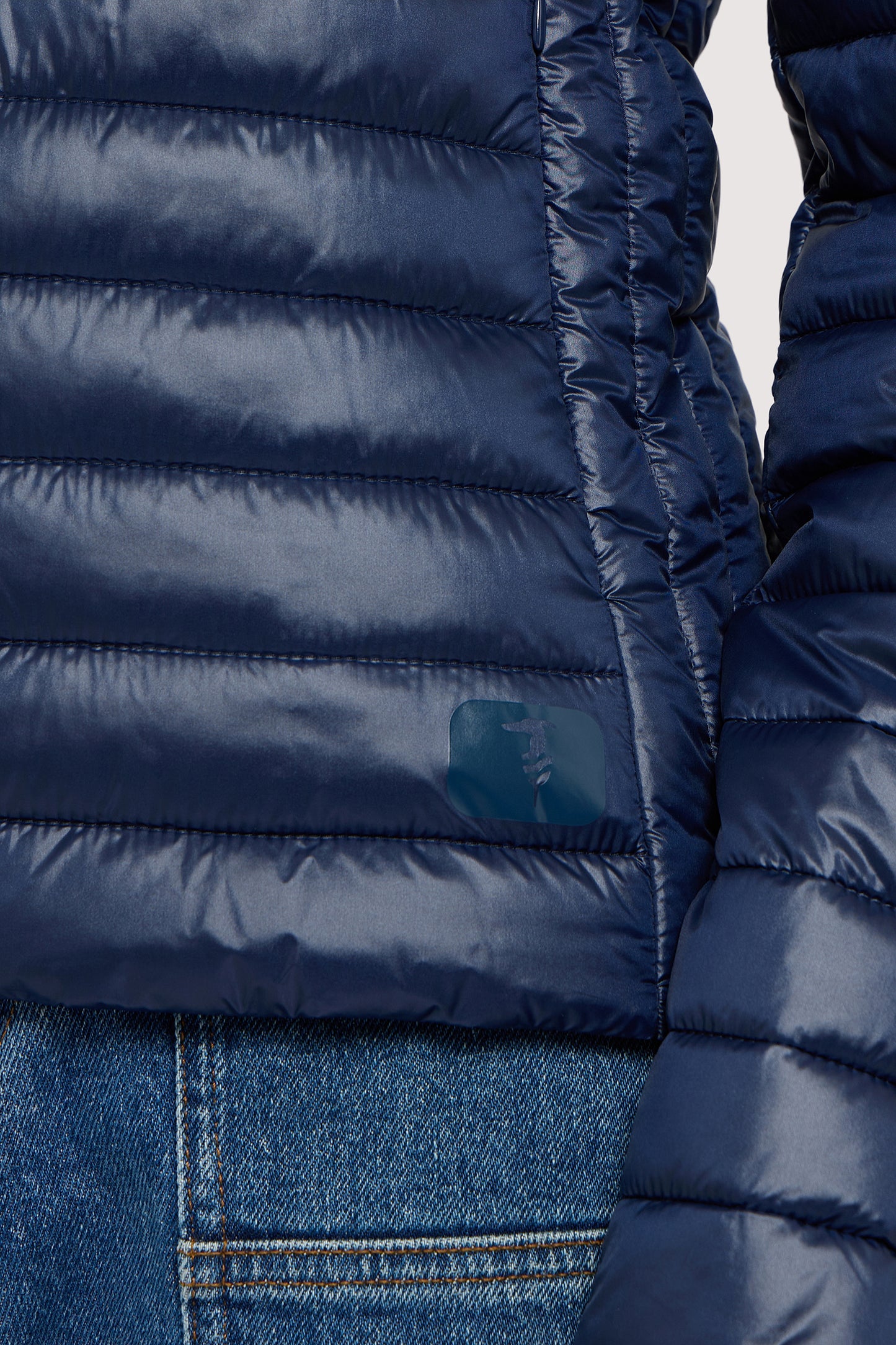 Giacca imbottita in nylon lucido 3|aef7ca6f4768dfb293ea5c0b9789e55861614d322efa9534220f368f318b000a