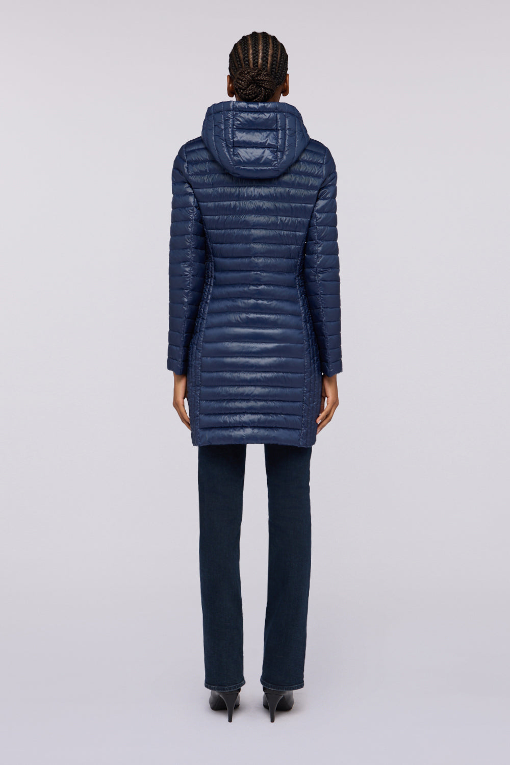 Giacca imbottita lunga in nylon lucido 2|c8b4f7ae7545d7563a31e4e8ad6eef552cf9c0738ef67cc4ec74d74412c06772