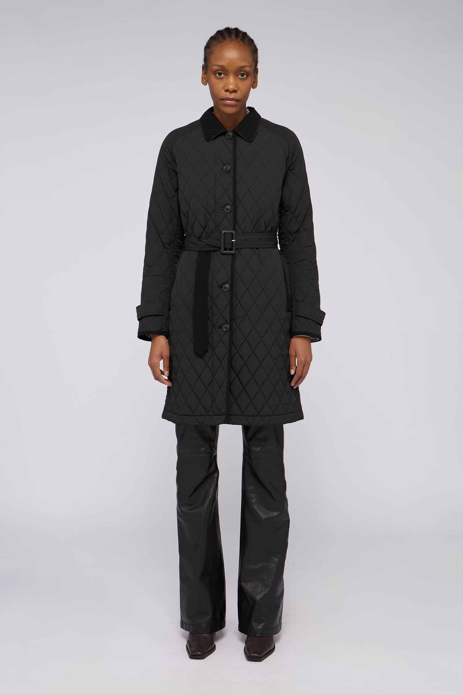 Trench trapuntato in nylon opaco con dettagli 1|0a779d15ef1f5328874772f17040b7a07401f74d171a5207a78f64dda96aec5d