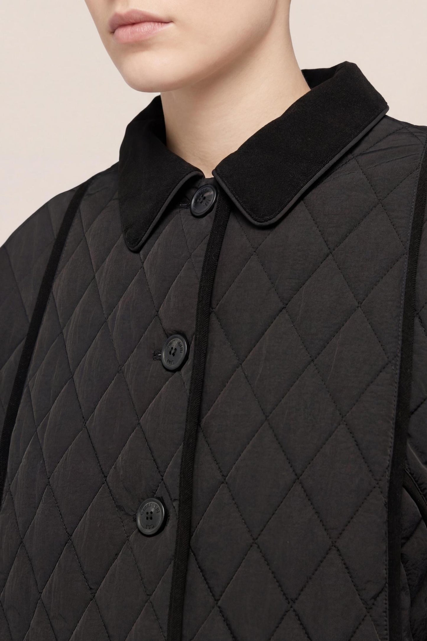 Caban trapuntato in nylon opaco 3|f6eea02f25924e1eb2627baabedac439f081e464b2eb3f1603ceeaf9750dd5f9