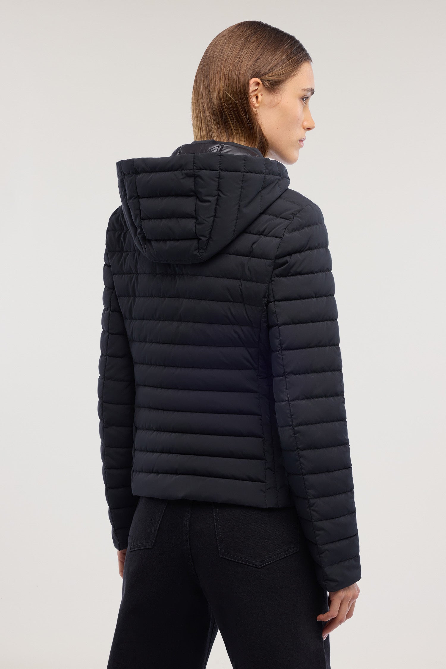 Giacca imbottita in nylon con cappuccio 1|267fda962e00b9f5dd33c601bd45d53fbb8203b08f4e8455a1edba153b08449c