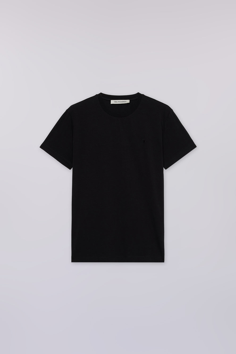 T-shirt slim fit in jersey con ricamo 1|394665ae232152f3da326a6f89629a306c2dfa019e9cc3aeee6337633a24fc33