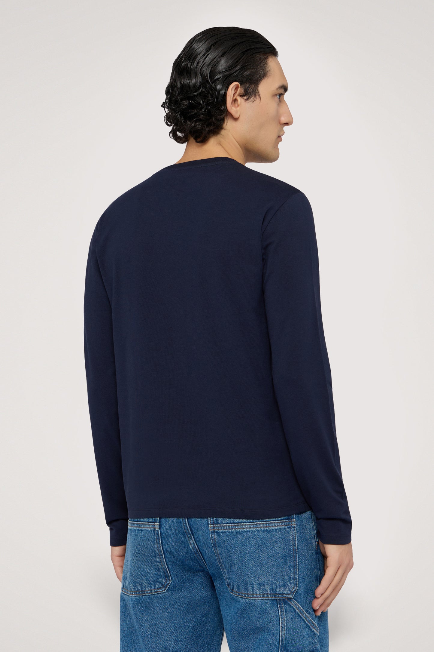 T-shirt slim fit in jersey a maniche lunghe 2|1d5dc8762b1e7421b49b31dde10516f13fffe6804bd5f62377c2c5c1ae866de0