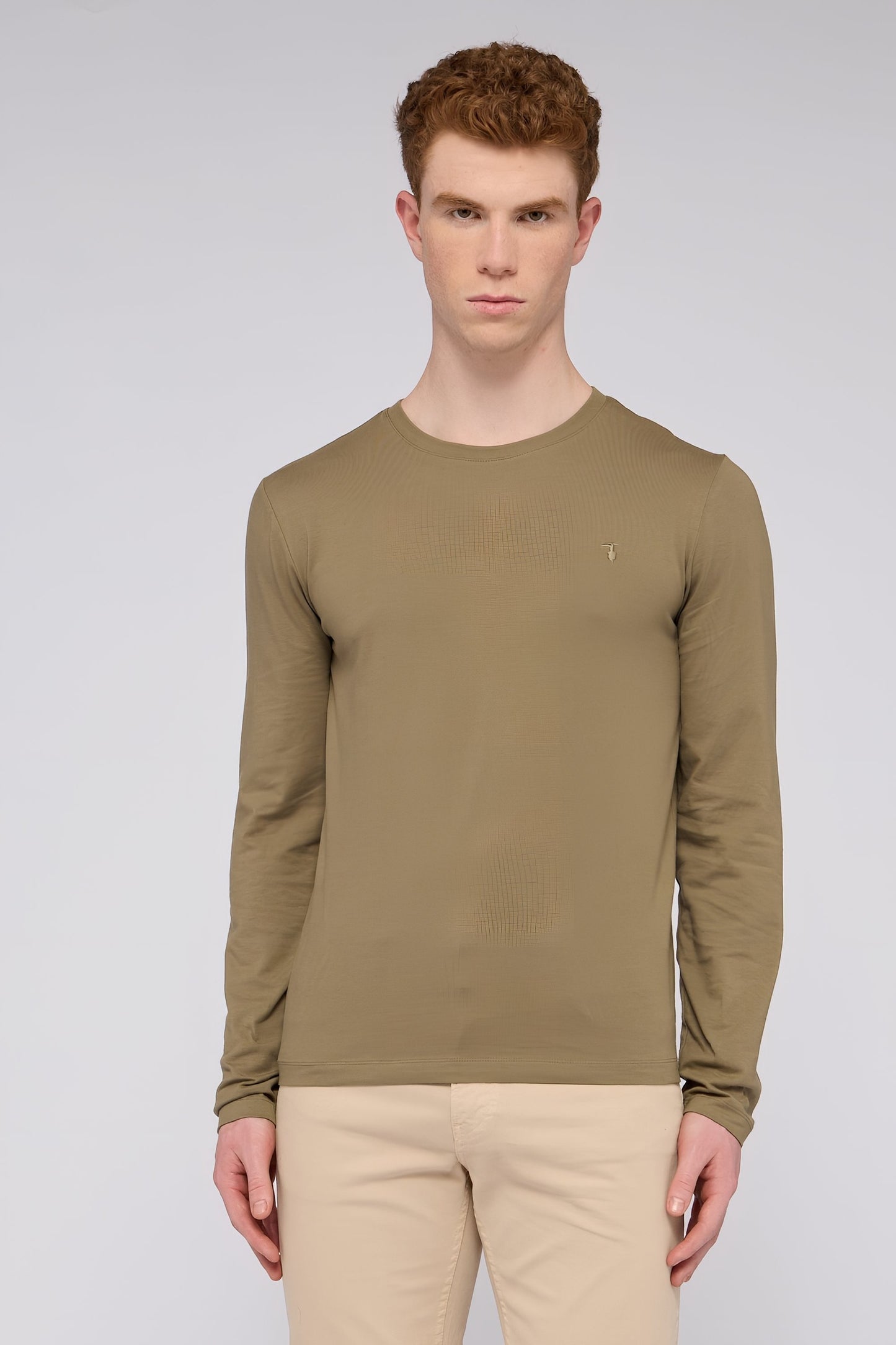 T-shirt slim fit in jersey a maniche lunghe 1|3f3df40553b1da174a5ef077effbe2dee764016aeb42e7460191ebc7a52186c4