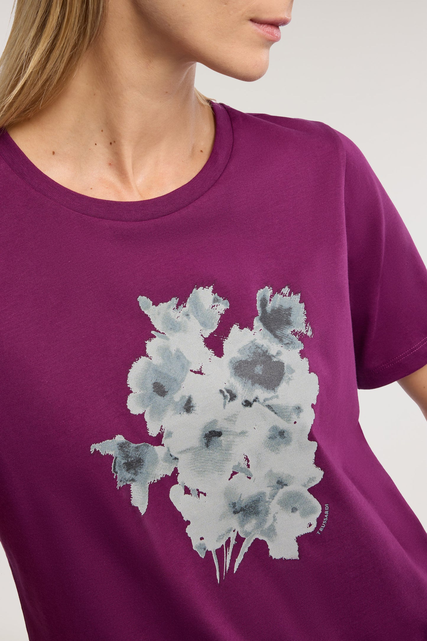 T-shirt regular fit con stampa 3|a21c018ac39de0d4745e9548a0c59d7ed23f44025e087edbf365a8243cbb4f05