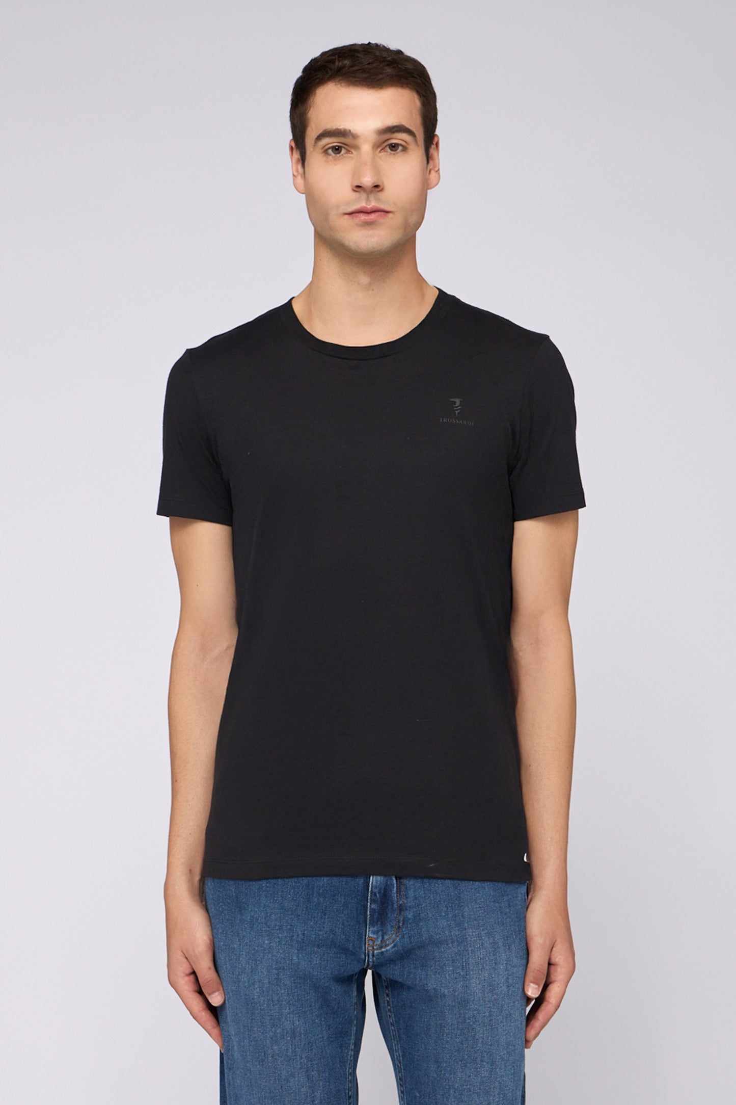 T-shirt regular fit in jersey di cotone 1|fc96f9e88d41b09a0a783c83e9d7a23c608959bc663304912a4330affafd886b