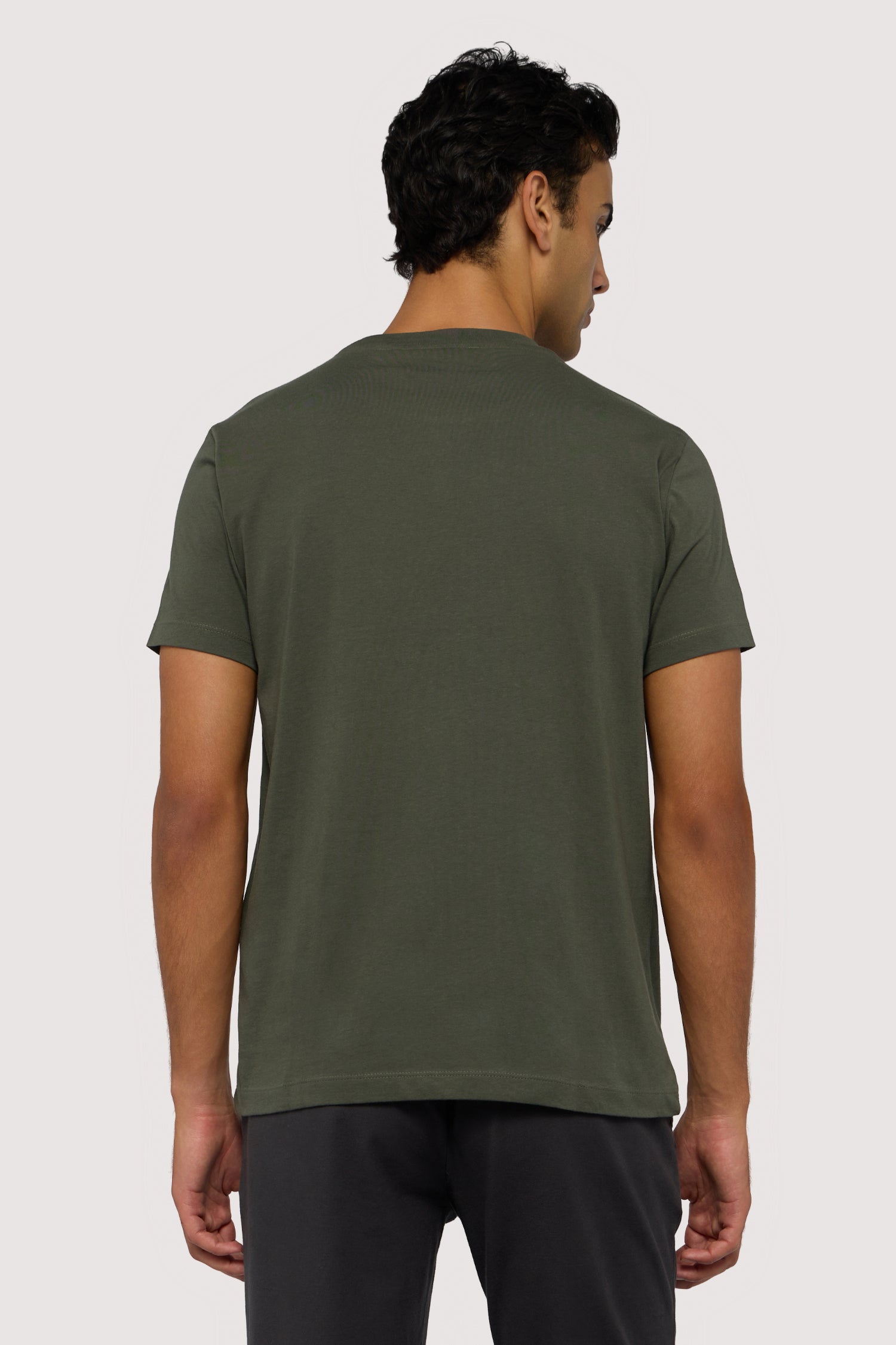 T-shirt regular fit con ricamo Gentle Society 2|fa8308ca03aefa69383616e44679a10549e0c3c195fbaae2ef3a072040918b63