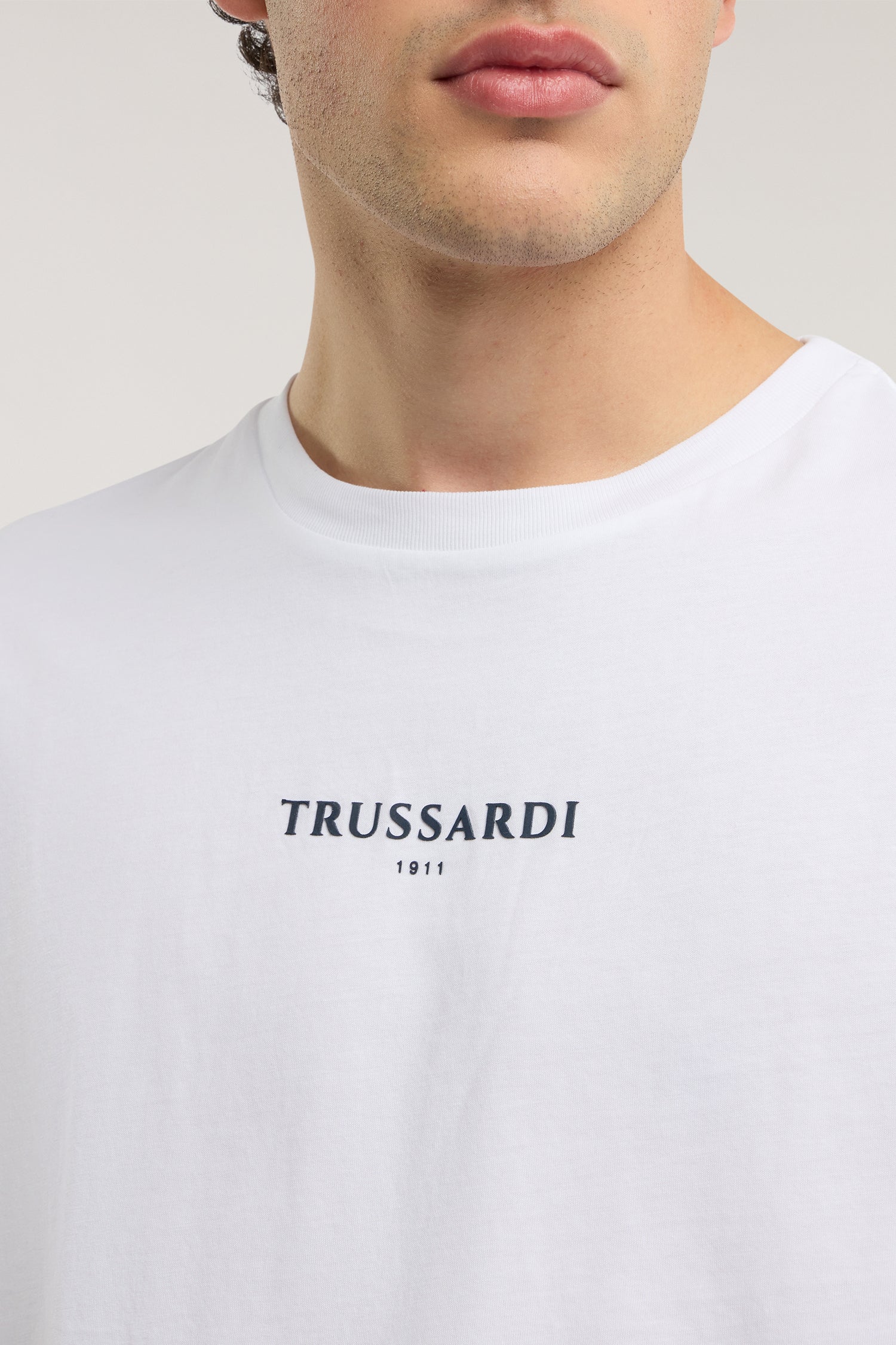 T-shirt regular fit con stampa 3|c389daa80de65da55fc571b02e5872e3997accffa028c0815511440a973a36a5