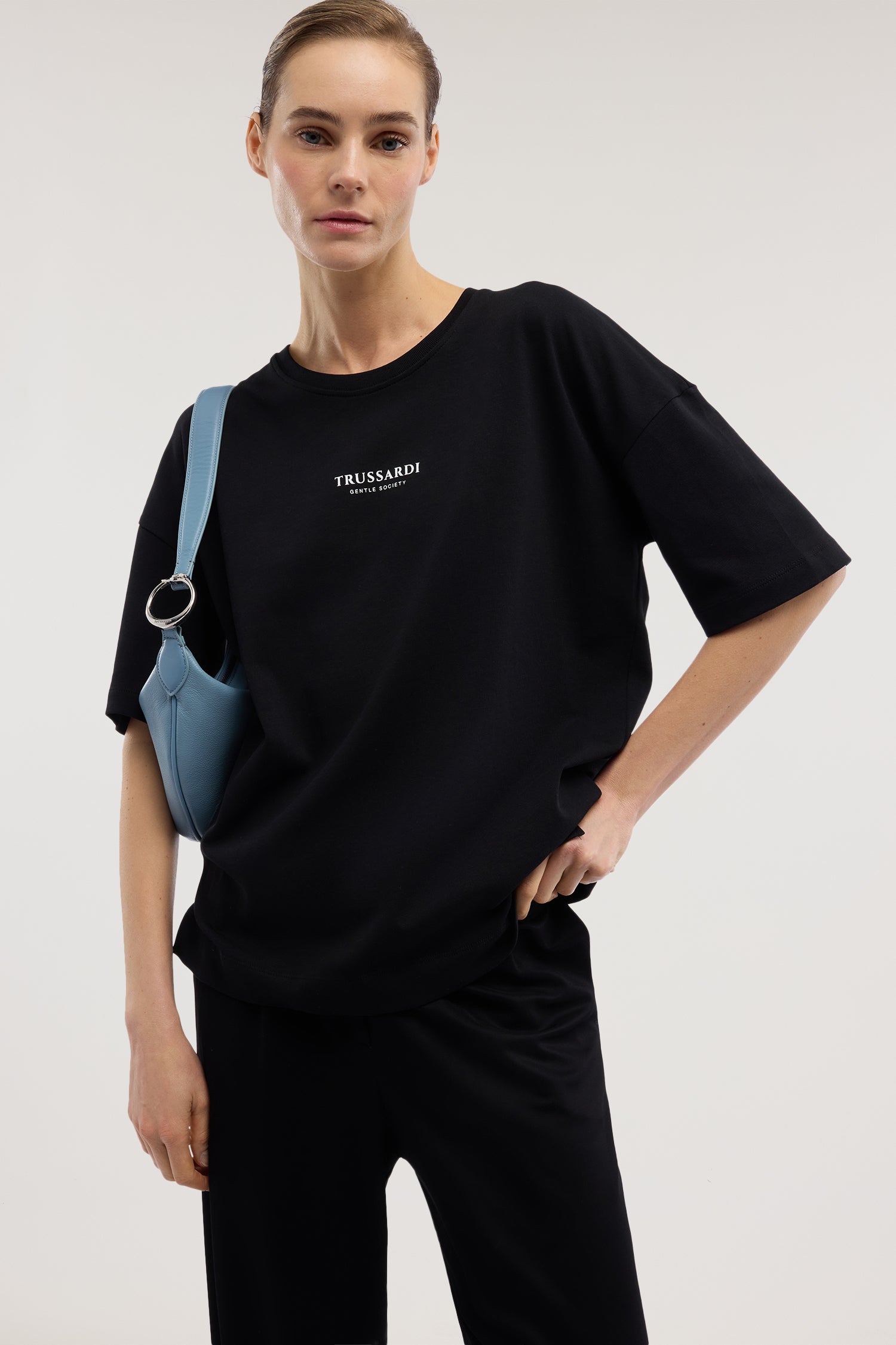 T-shirt over con stampa in jersey di cotone 1|9d52bcbfce8119a25d3183d1c80c3e65e8fc18265bd58581f0358598d63a8872