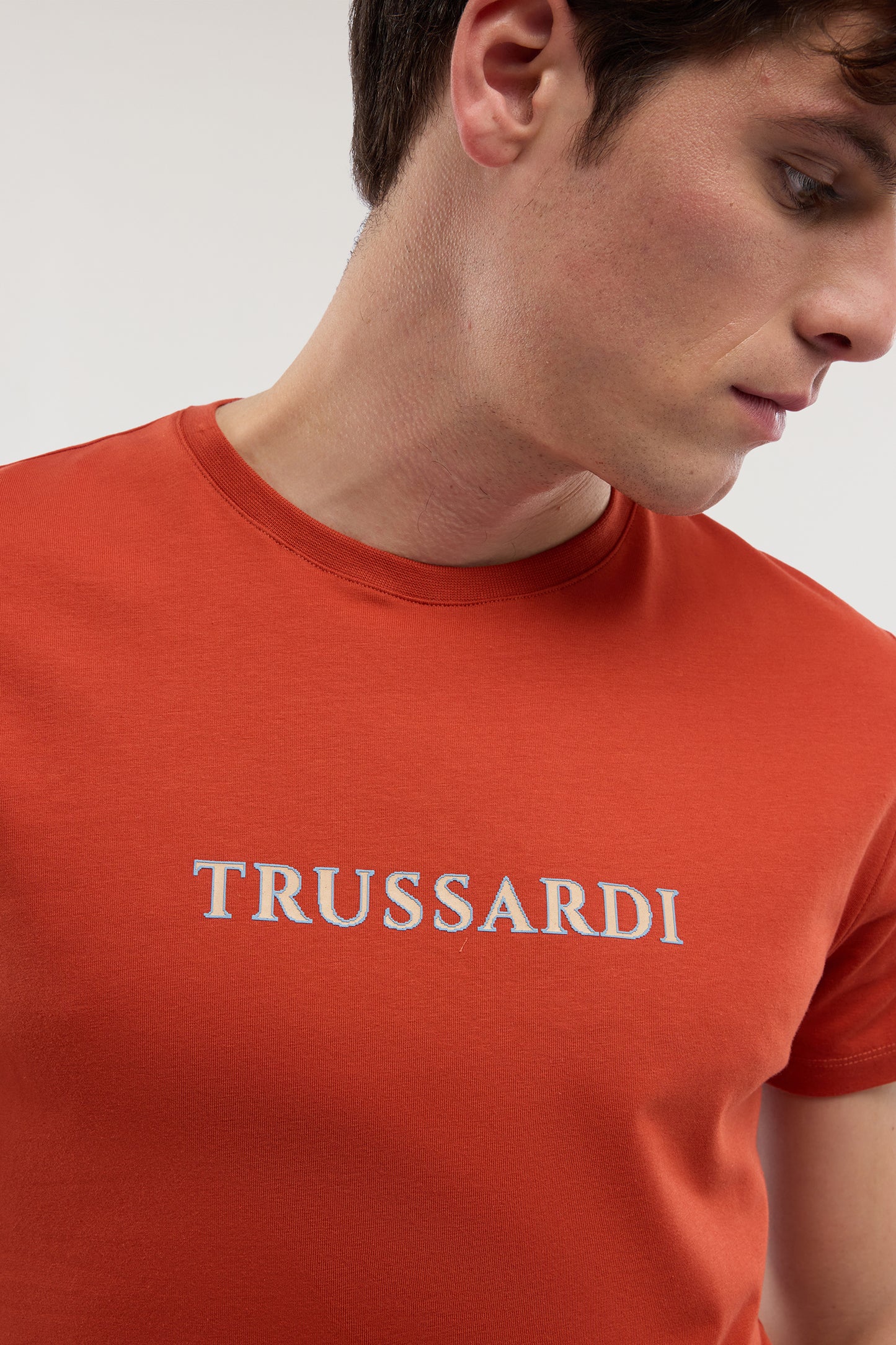 T-shirt slim fit con stampa in jersey stretch 3|2d5ec60b59c2a780fb36b31ee4ac1dc97bd1790f5b0a98f648c09406d6d88b82