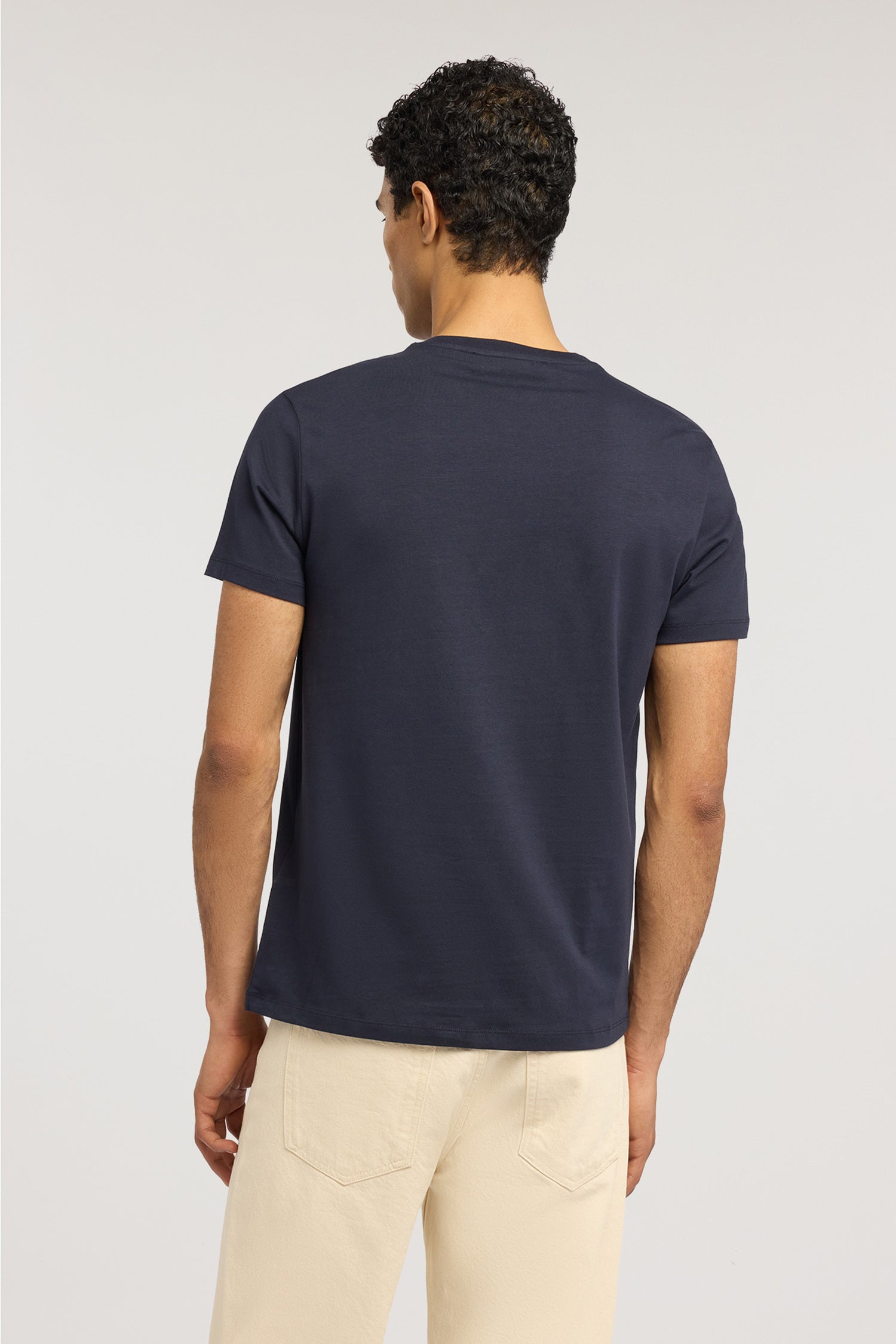 T-shirt slim fit con stampa in jersey stretch 2|c9229cc990aed2f4fb81ac928a7f3febb51bff4d0761b945aef28c3fa6f2bd82