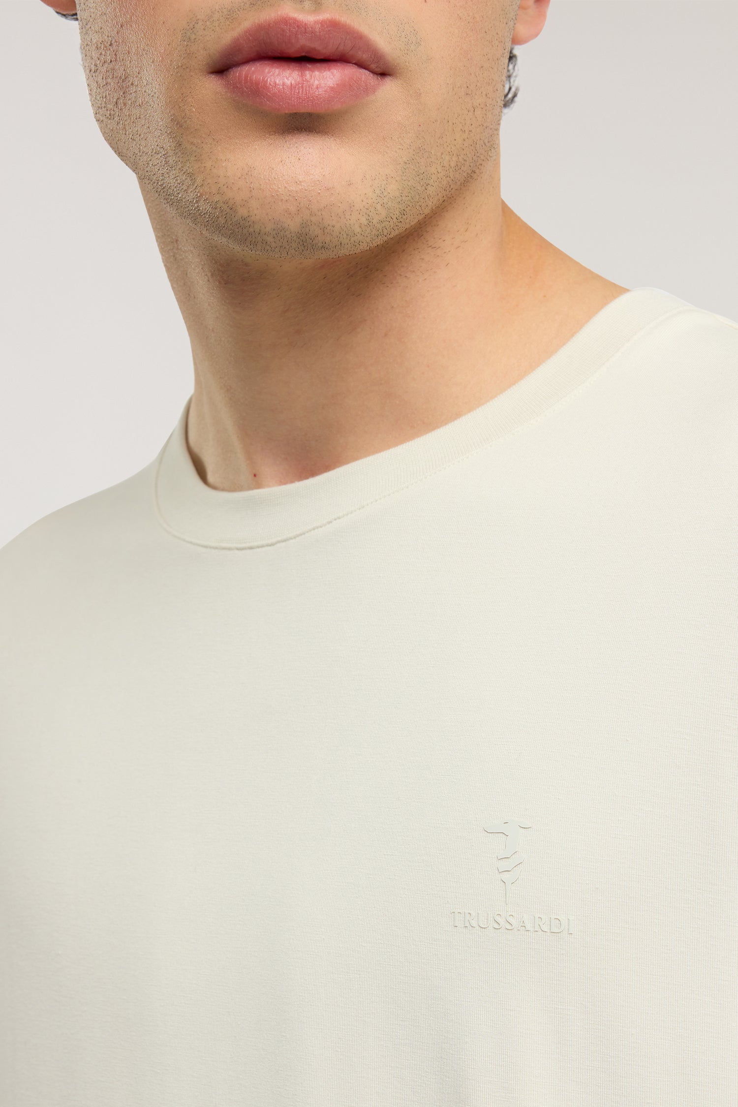 T-shirt regular fit in jersey di bamboo 3|8f6d9b67c99ae3a8bbdf7743adbcea2ef57903f09d72830df0e84b3dbce06504
