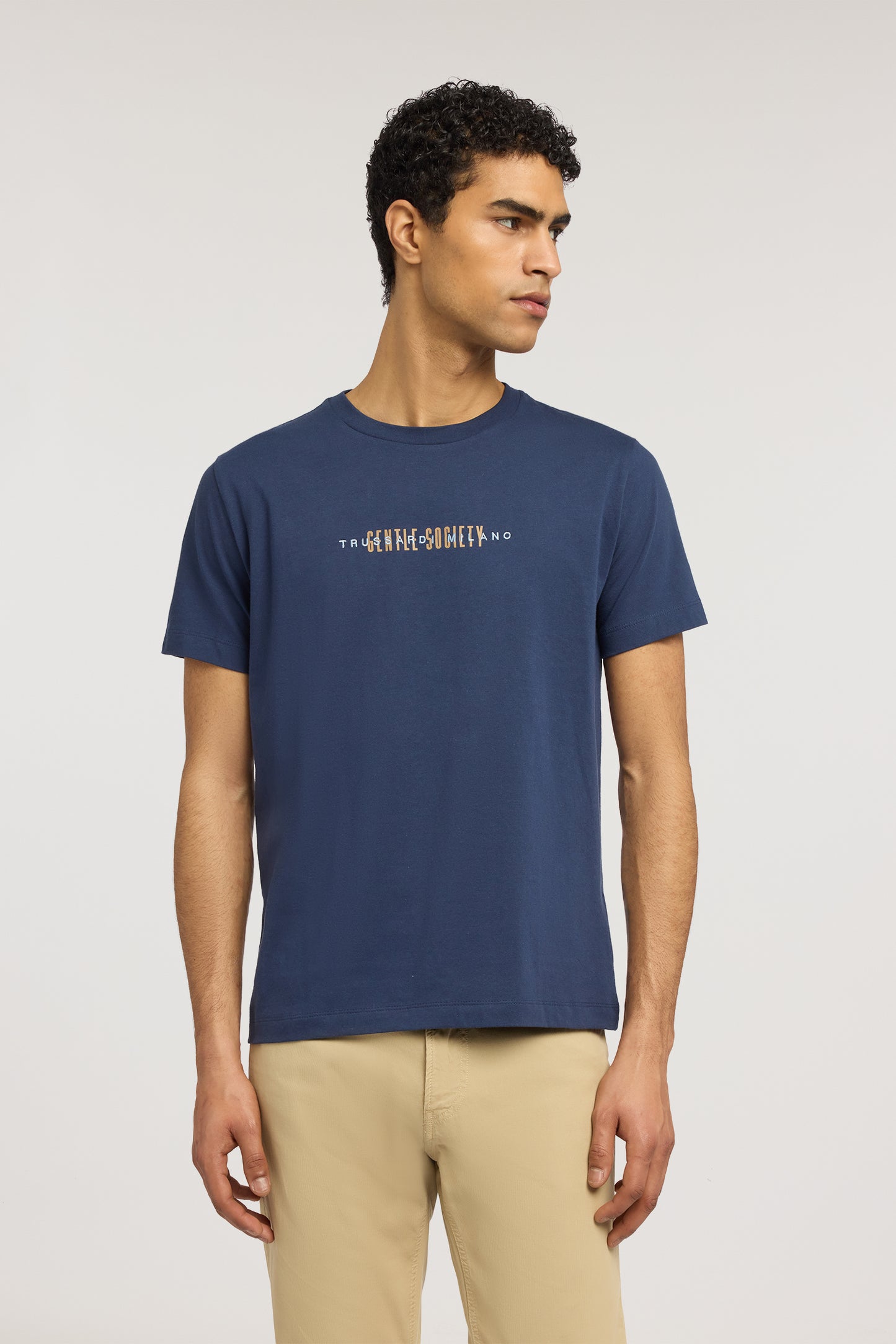 T-shirt regular fit Gentle Society in cotone 1|485447b45bbc0e4874260a59f3ede87cd260d9f29aec37773b1d4b691f9099fb