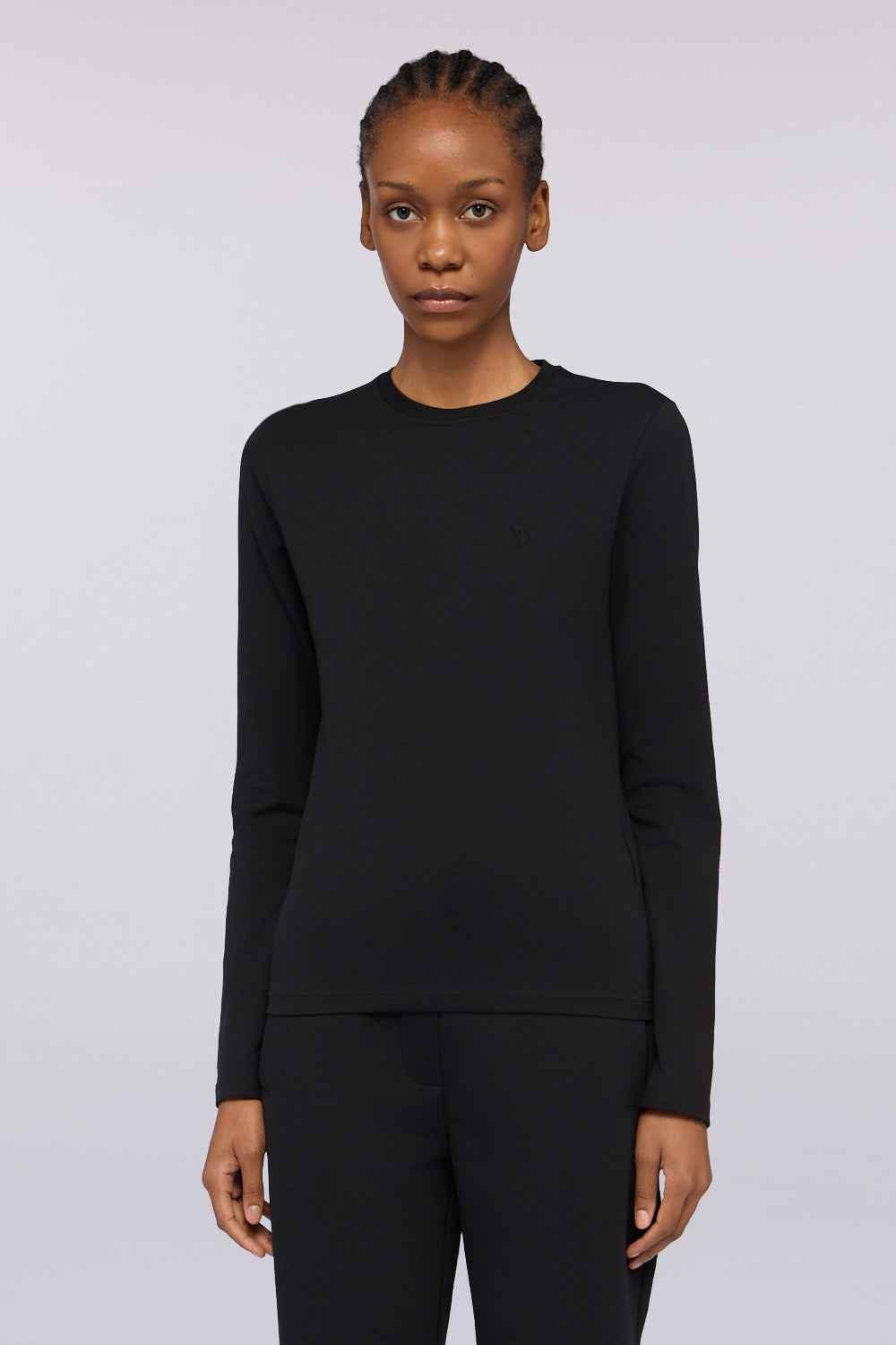 T-shirt slim fit in jersey a maniche lunghe 1|6999a4e7a95f9aff92eafe5313fb6fdafdf7e79637020c010244923d64b71fd5