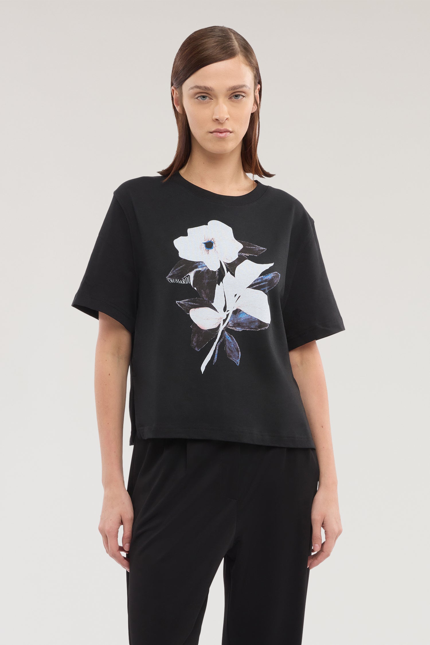 T-shirt boxy con spacchetto e stampa 2|8049b588505241d38628c884afd2788635721ee677be5ca3020af6b8a1eaff99
