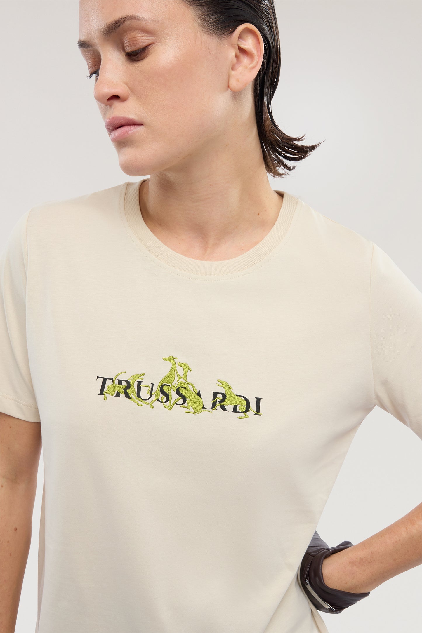 T-shirt regular fit con stampa e ricamo 1|c794ae0104c456725df51970876721519050cced00682e245ceb9f3aced9f0e6