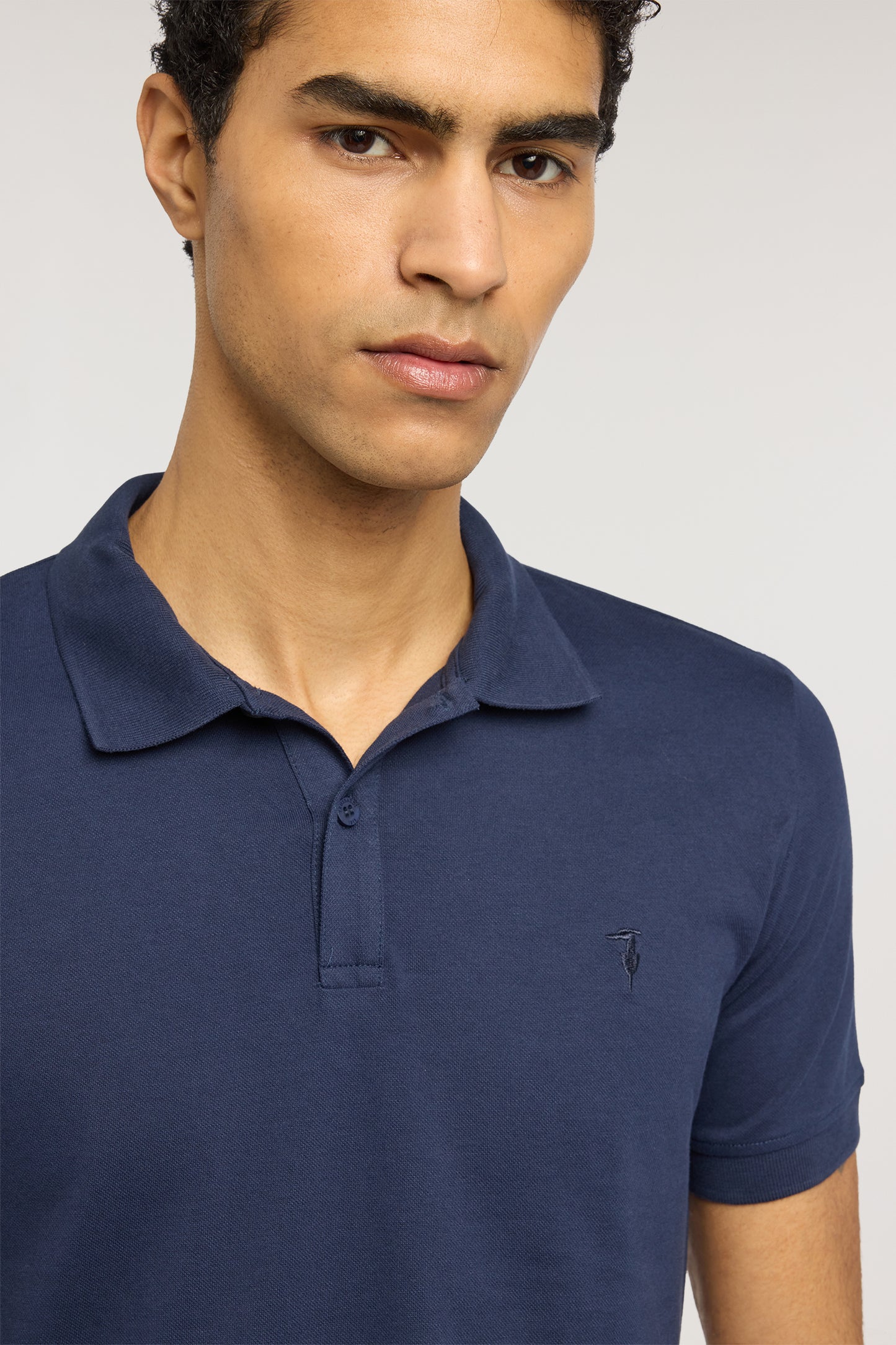 Polo slim fit in piquet stretch 3|5a305808e4a680bfd55f006a42592fb2f21c81716fd6351940780a7a0e2845db