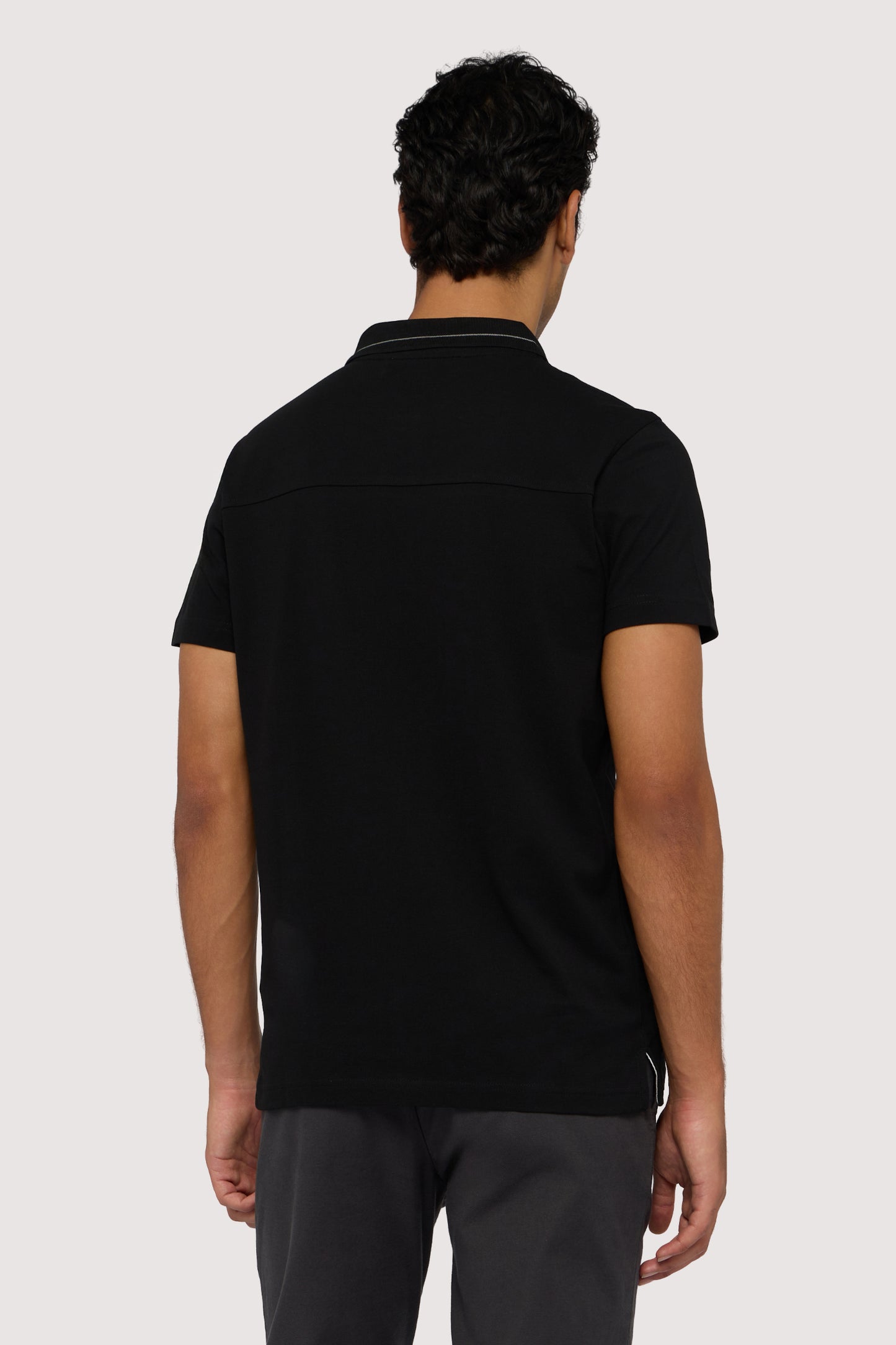 Polo regular fit in piquet 2|01fcb92b314c8b29493ca7d3e3a7f049ea2fbdd0e2c8db0dd7e9939cbc308bef