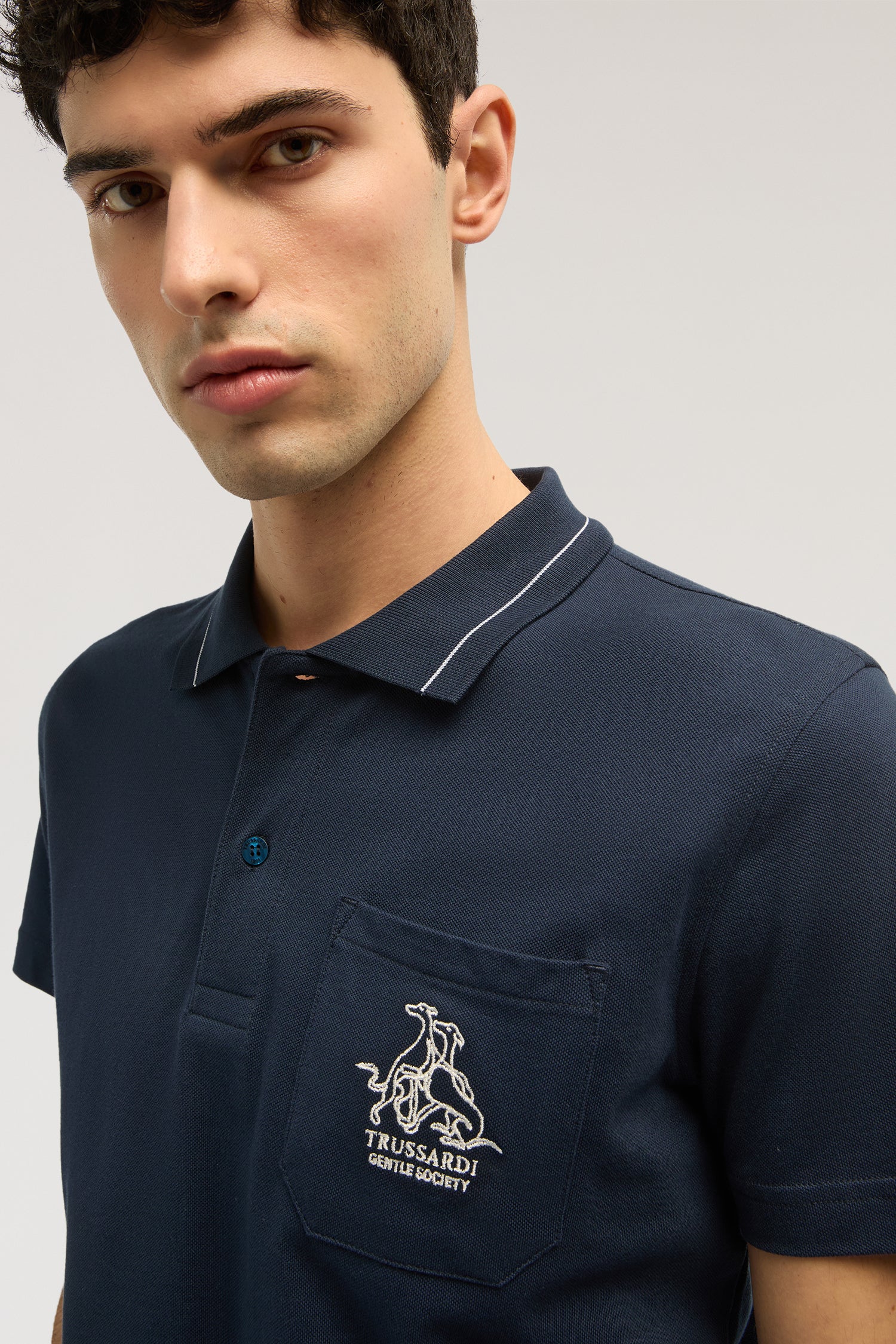 Polo regular fit con tasca in piquet 1|7a915504b32aaa6ca35c5c41993aadb915ff63ad213f11f0c7c3541b64ac5efe