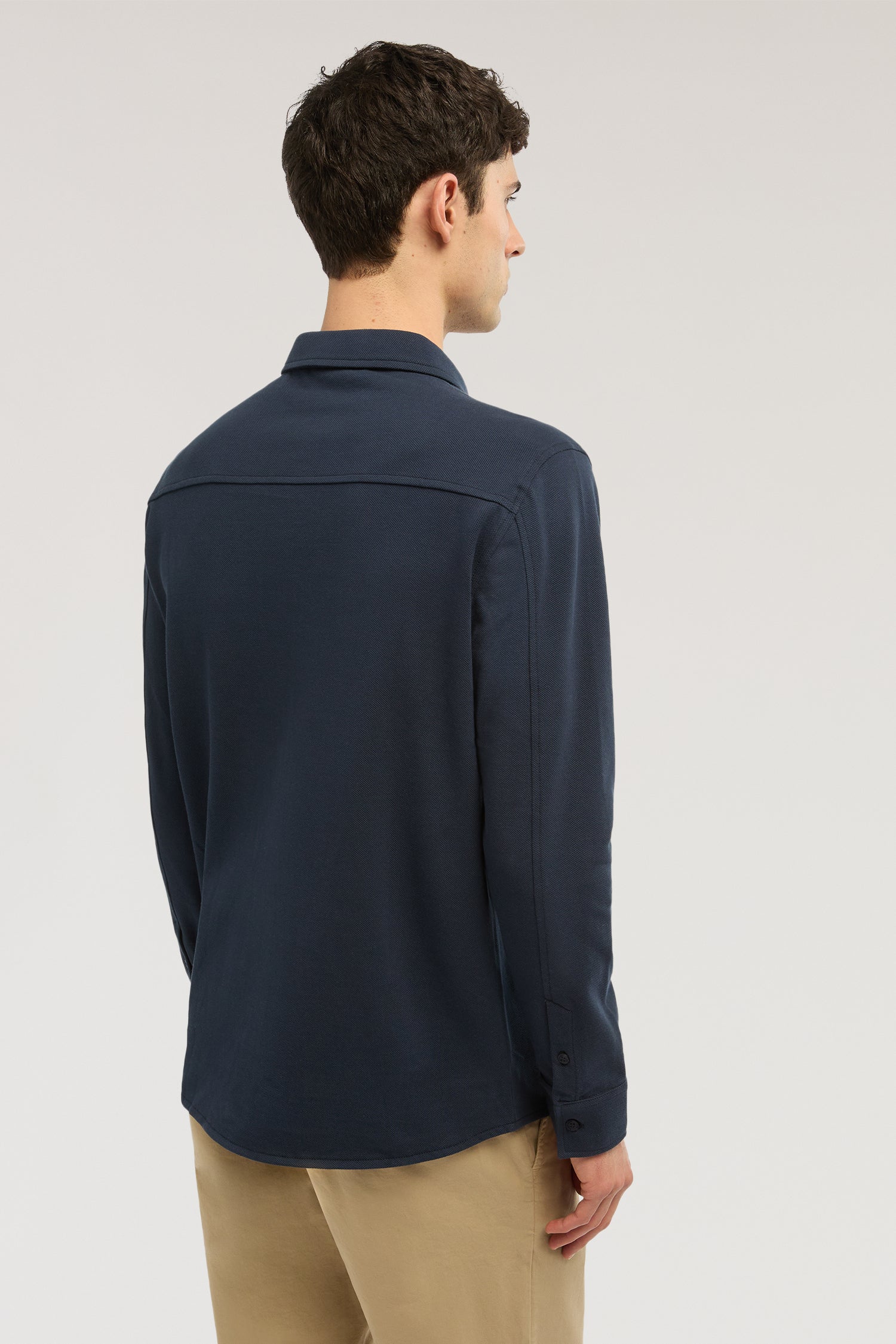 Camicia regular fit in piquet 3|905688f50efbaec809ef606915e4181a97ee7381e1236e67aa3b8b2c146861db