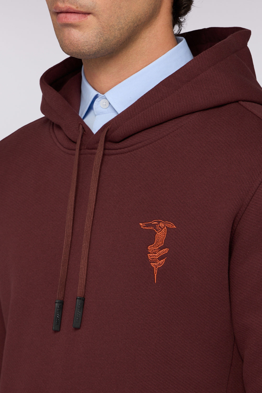 Felpa con cappuccio in jersey con ricamo 3|b5631a559be909dfa187d9e3c33a84c940e6dc94be33699ea2901ca00bd9a6a7