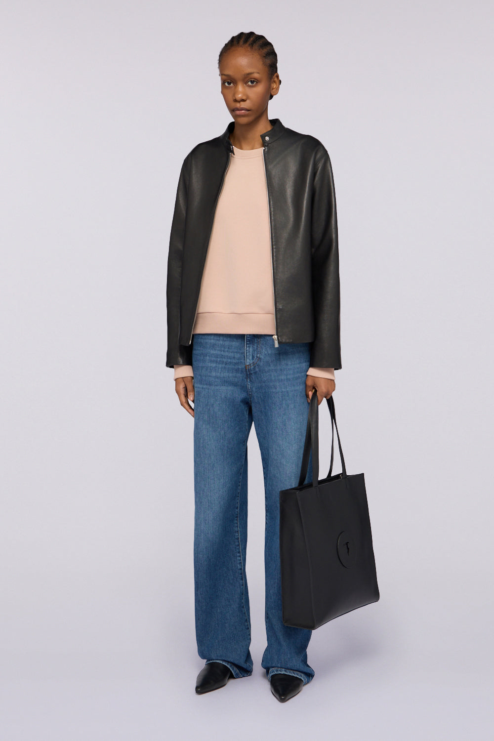 Felpa girocollo in jersey fluido 4|e235a97cca6d2fad8f2d290a1a1b69a49ad110fdb3d1e64c1a55ade8b083528e