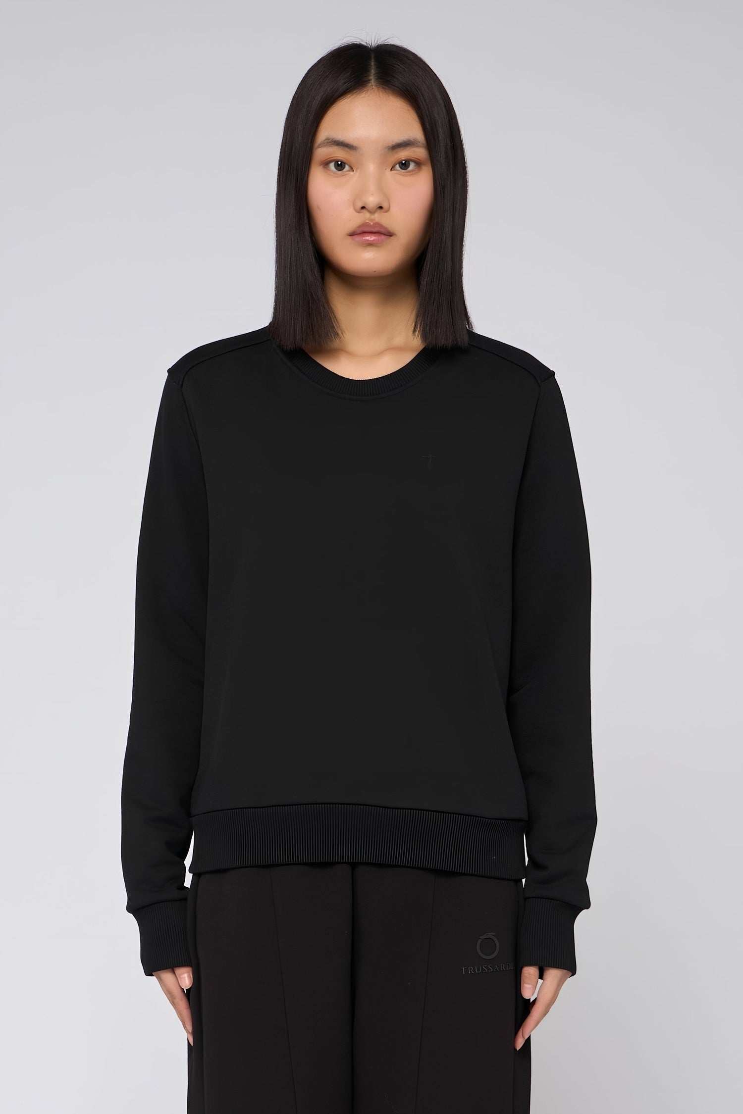 Felpa girocollo in jersey fluido 1|fcd2d1d0663039995aadbf28110b585ed5da0bfd4145fafba9a63bc5ef9240a8