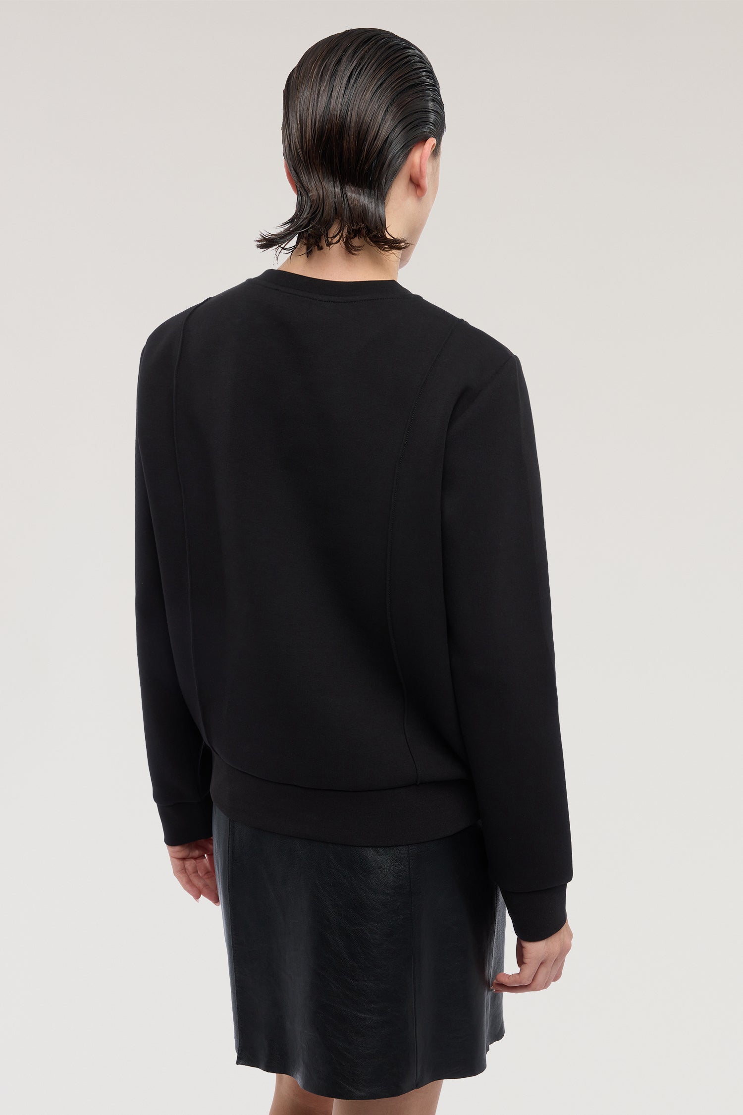 Felpa girocollo in scuba 2|5c2a855dffe91d2ac80a2ccceb94008c8c16fc6adc4f37e14106ad713ec4837b