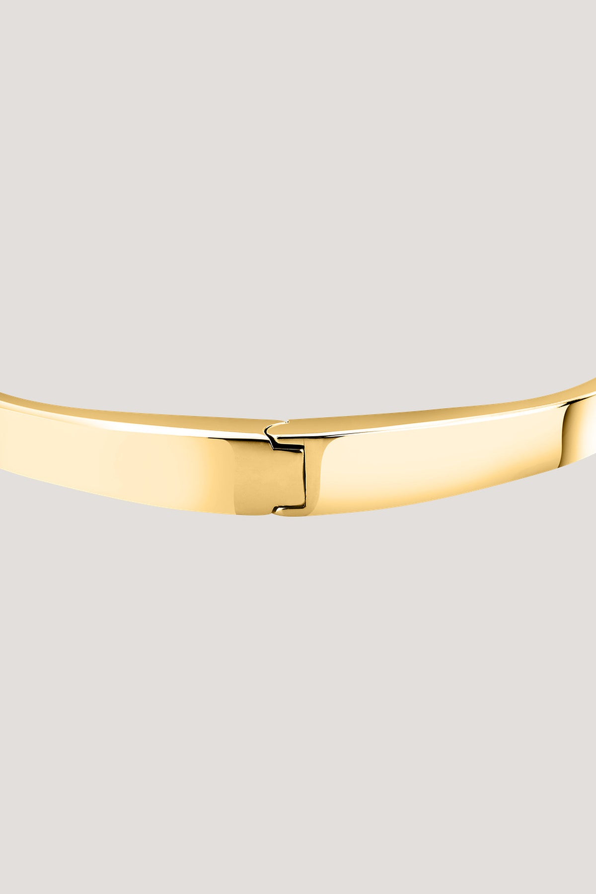 Bracciale in acciaio dorato 3|4a8e78b81a42c2a31a4cac416e44efe3b044bf3d2effd986a638efdf7ccd9f4b
