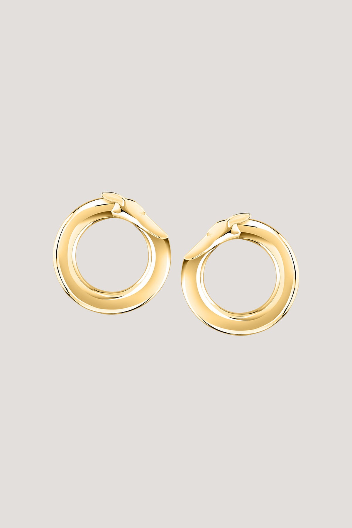 Orecchini in acciaio dorato 2|8378e4c4486c397a48740ad980d95ae9c3854431715250ad9fa693222f4a105b