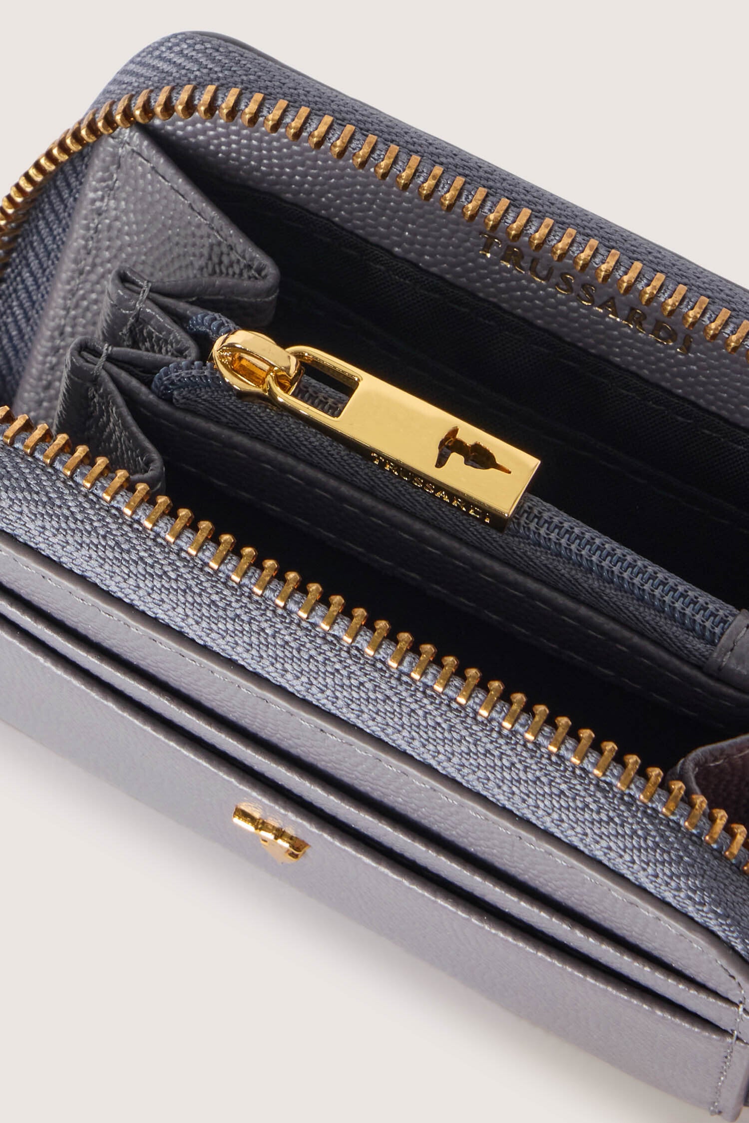 Portafoglio Cameo zip around in pelle 3|51f46650ff3ffc48eb6f96099932d913eb6158abde25de36fab802913213631d